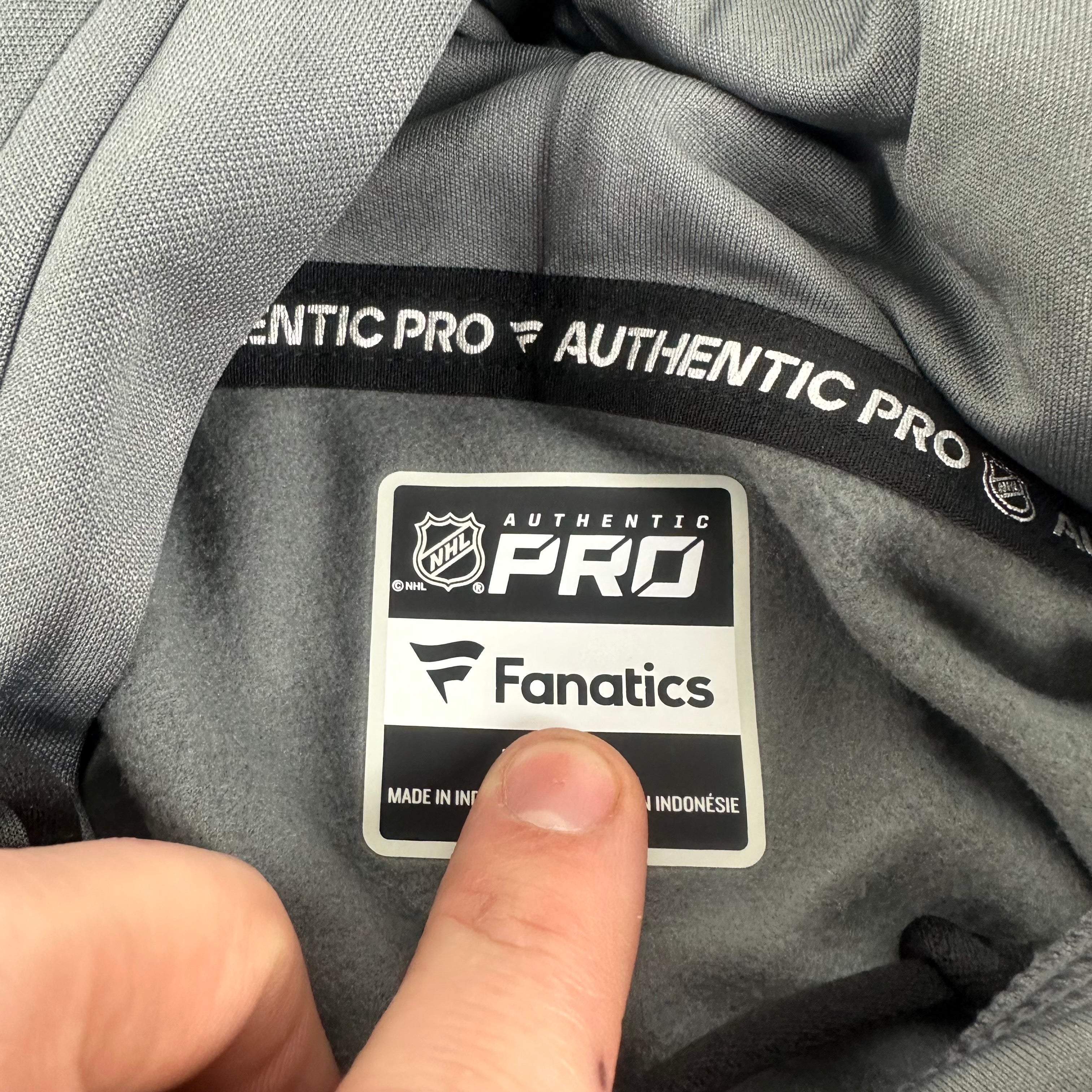 Brand New Grey Tampa Bay Lightning Fanatics Stanley Cup Playoffs 2022 Sweatshirt | #TBL282 XL - Top Flight Hockey