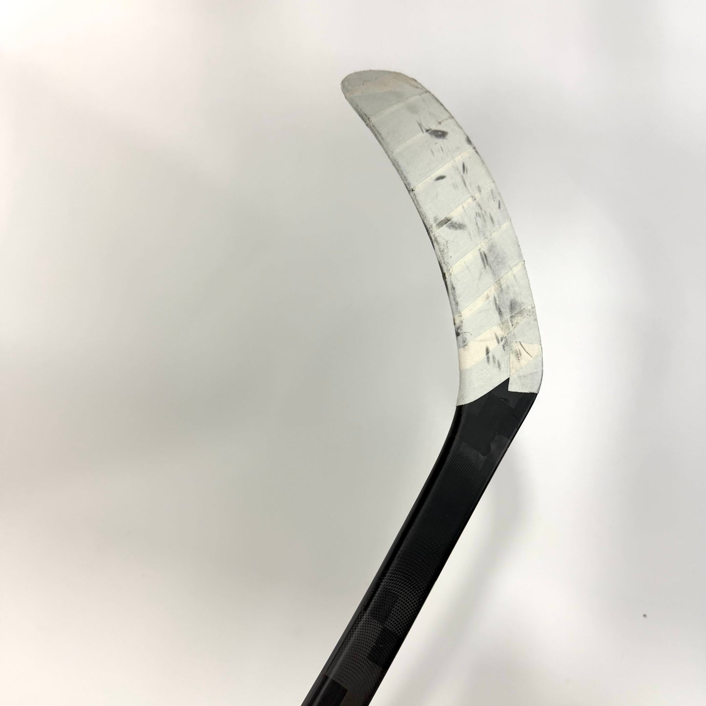 Used Right Blue CCM Jetspeed FT8 Pro | 85 Flex P92 Curve Grip | AB951