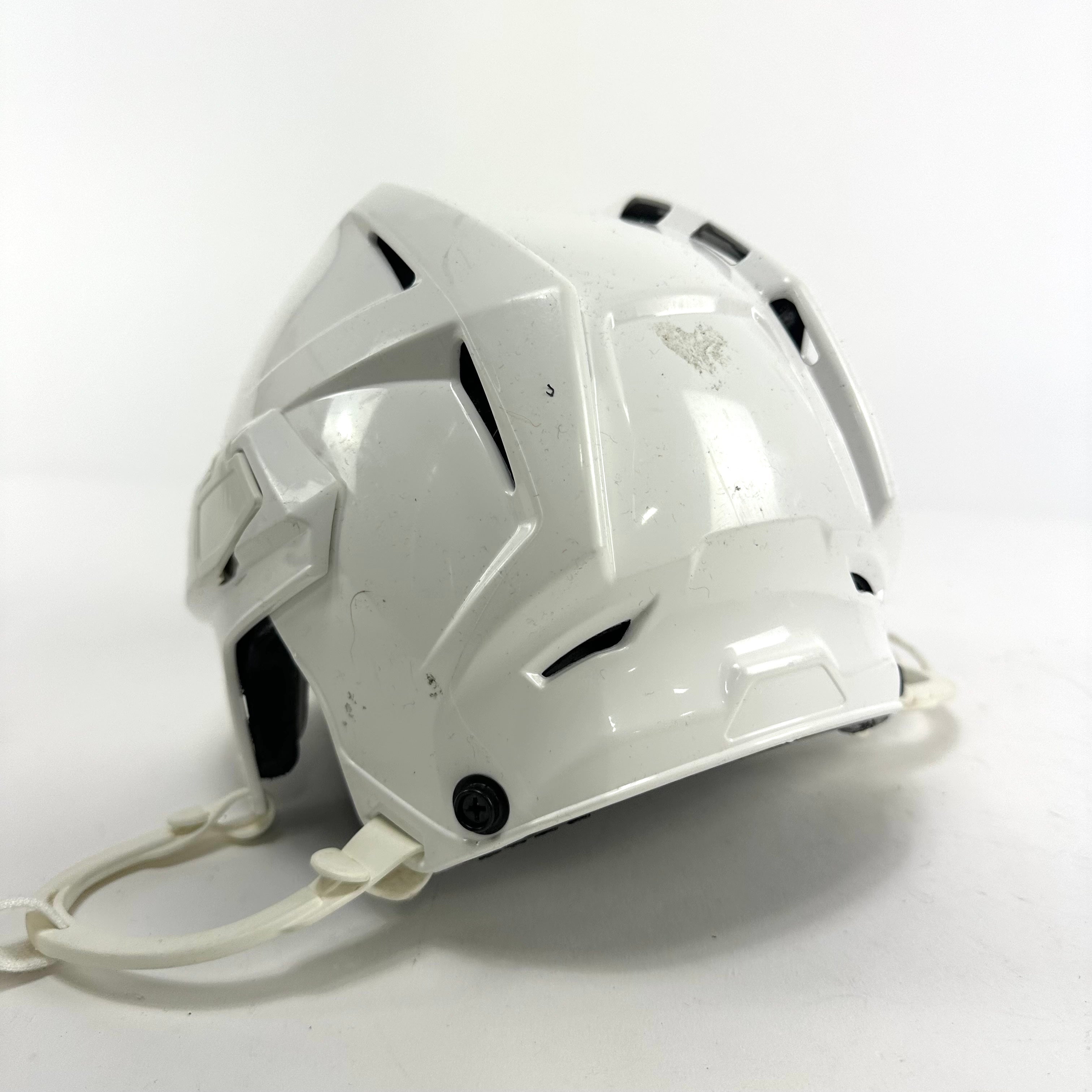 Used White CCM V10 Helmet | Small | L341 - Top Flight Hockey