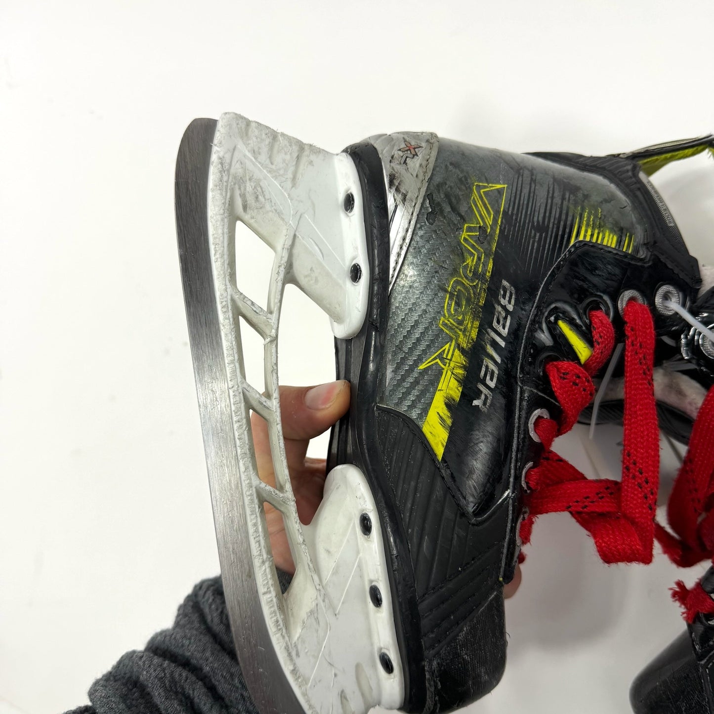 Used Bauer Vapor X4 Skates | Size YTH 13.5 D | J134
