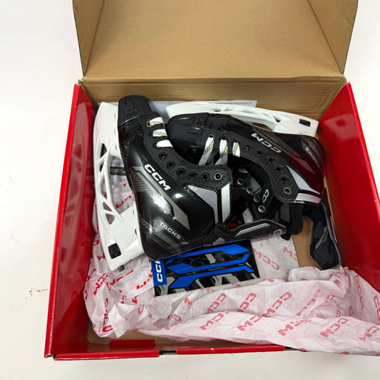 New CCM Tacks Vector Plus Skates | Junior 2.5-3.5 Regular | F461 - Top Flight Hockey
