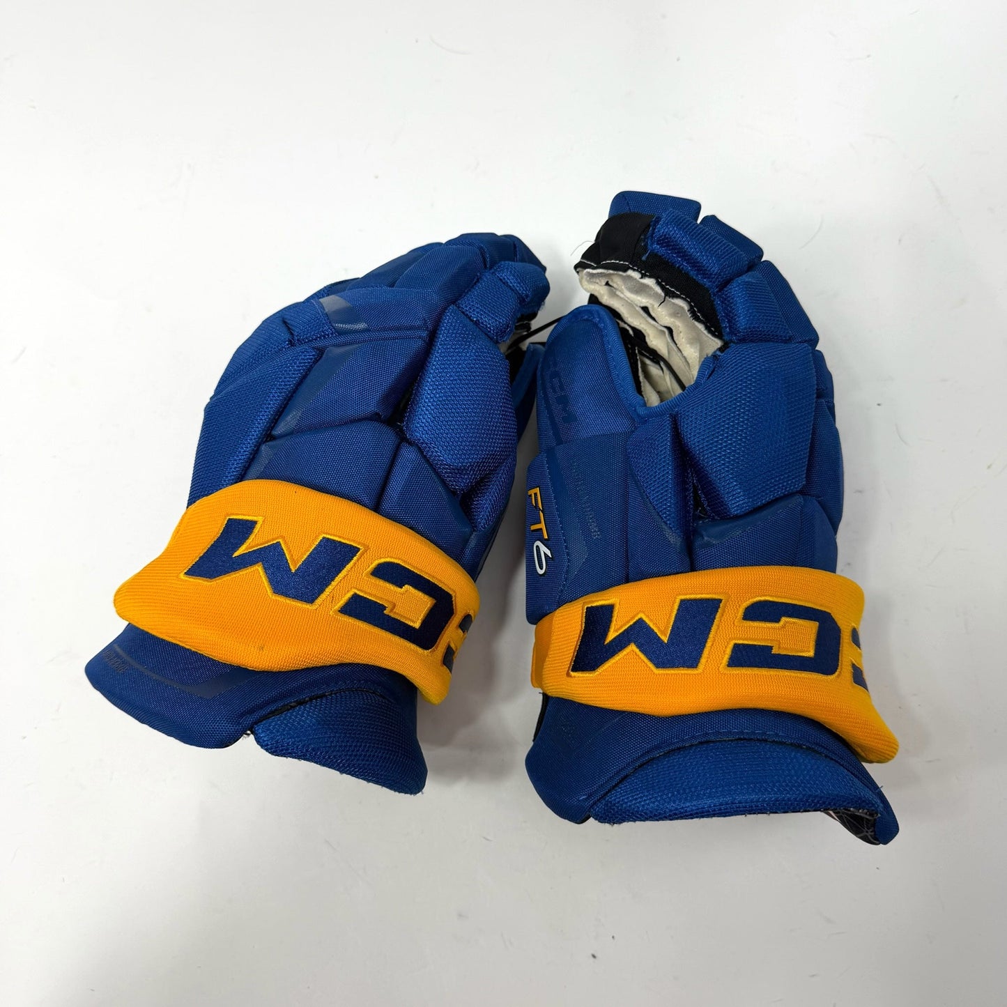 Used Blue and Yellow CCM Jetspeed FT6 Gloves | 15" | AB690