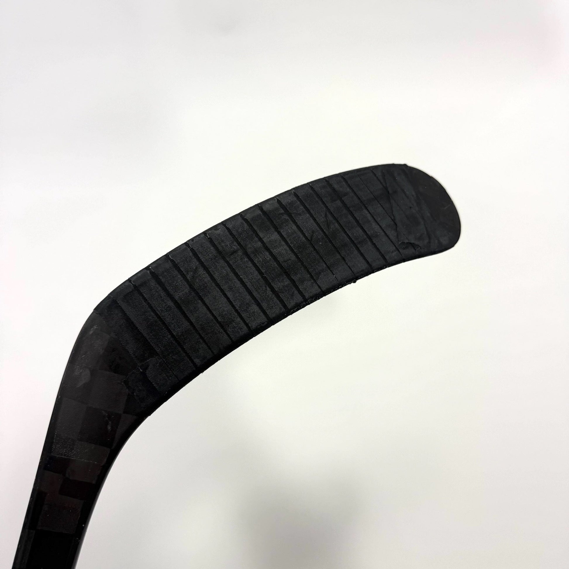 Used Left Black Buaer Flylite | 107 Flex P92M Curve Grip | BH412 - Top Flight Hockey