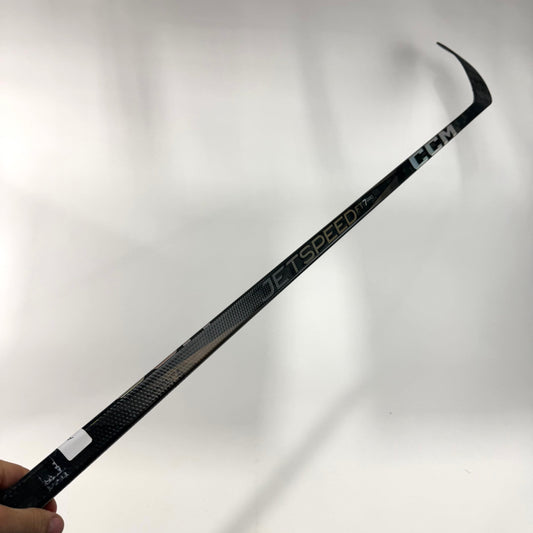 Used Right Black CCM Jetspeed FT7 Pro | 70 Flex P92M Curve Grip | AB959