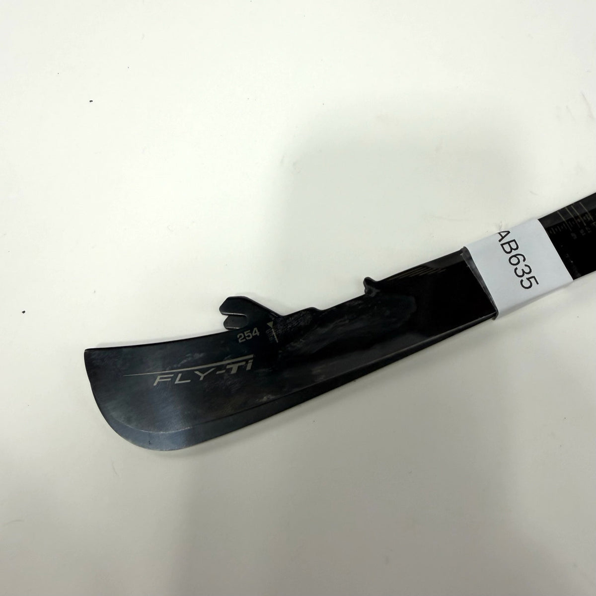 New Bauer Fly-ti Steel | 254mm | AB635