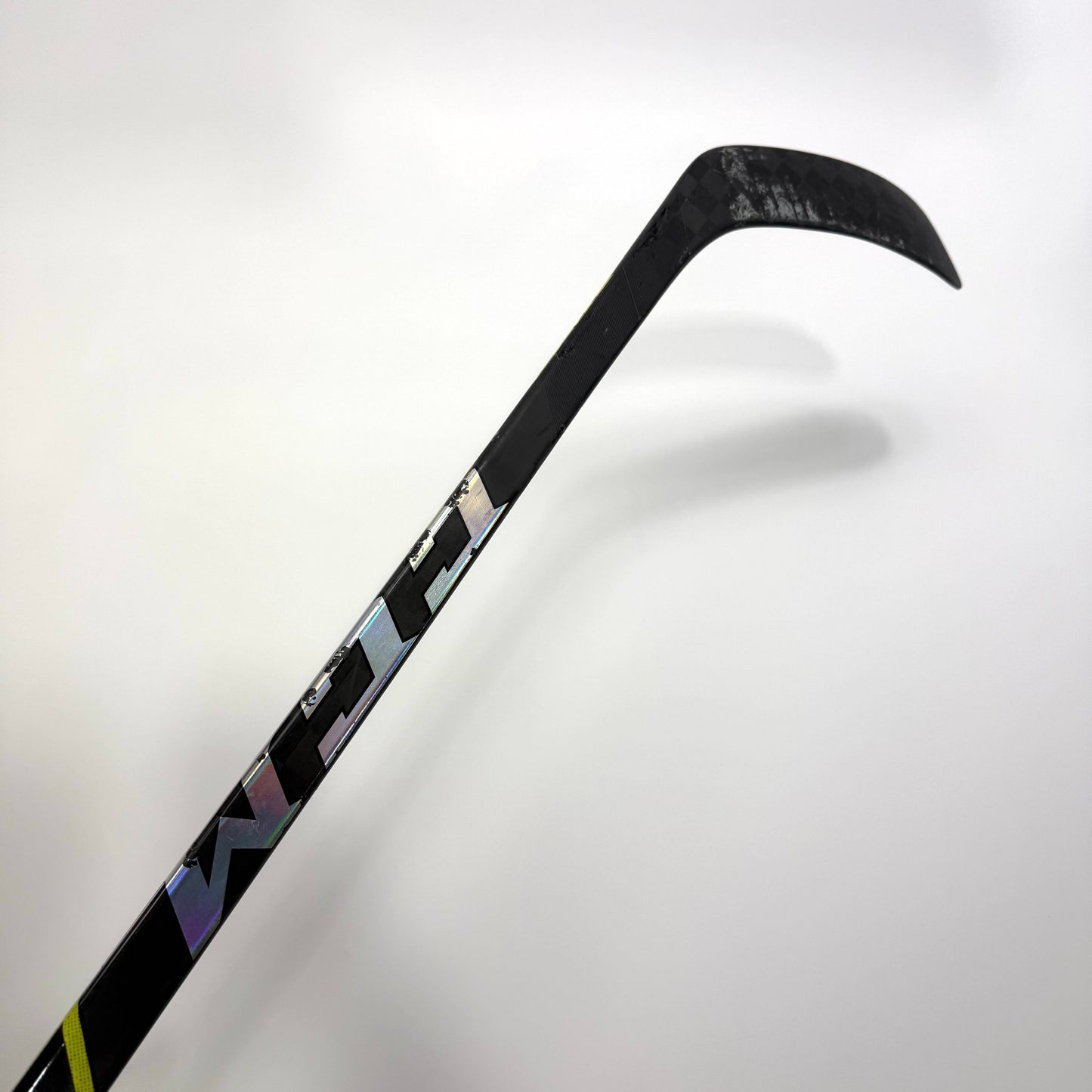 Used Left CCM Super Tacks AS3 Pro | 95 Flex P28 Curve Grip | BH440