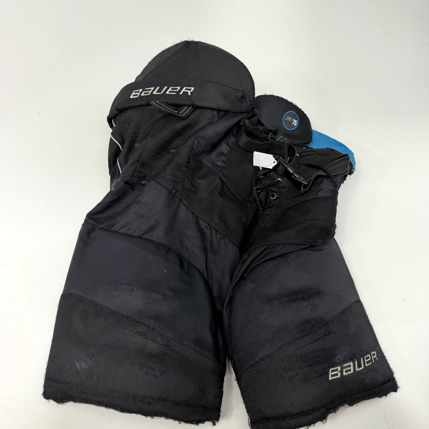 Used Black Bauer Supreme One 75 Pants | Senior Medium | AB678
