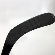 Used Right Silver Bauer Vapor Hyperlite 2 | 77 Flex P92 Curve Grip | BH502 - Top Flight Hockey