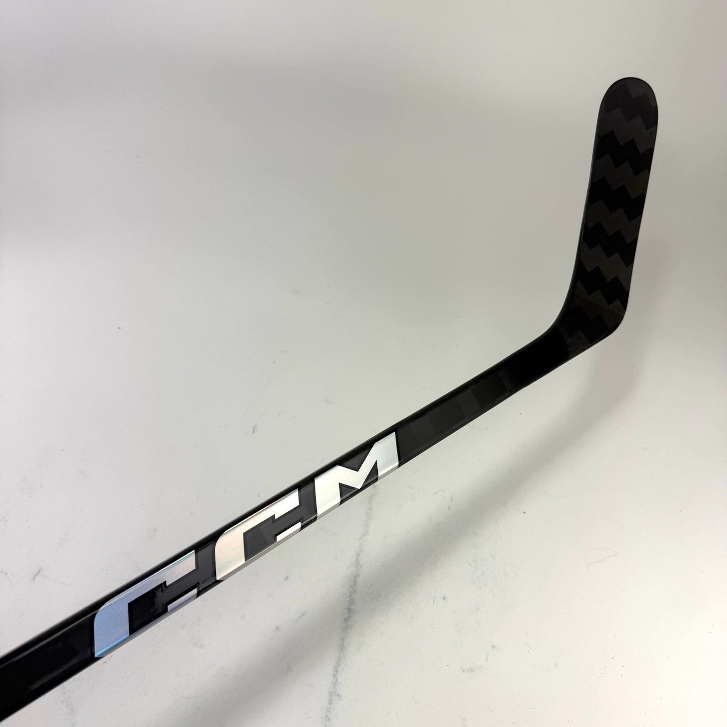 New Left Red CCM Jetspeed FT8 Pro | 80 Flex P28M Curve Grip | Ashcroft | J495 - Top Flight Hockey