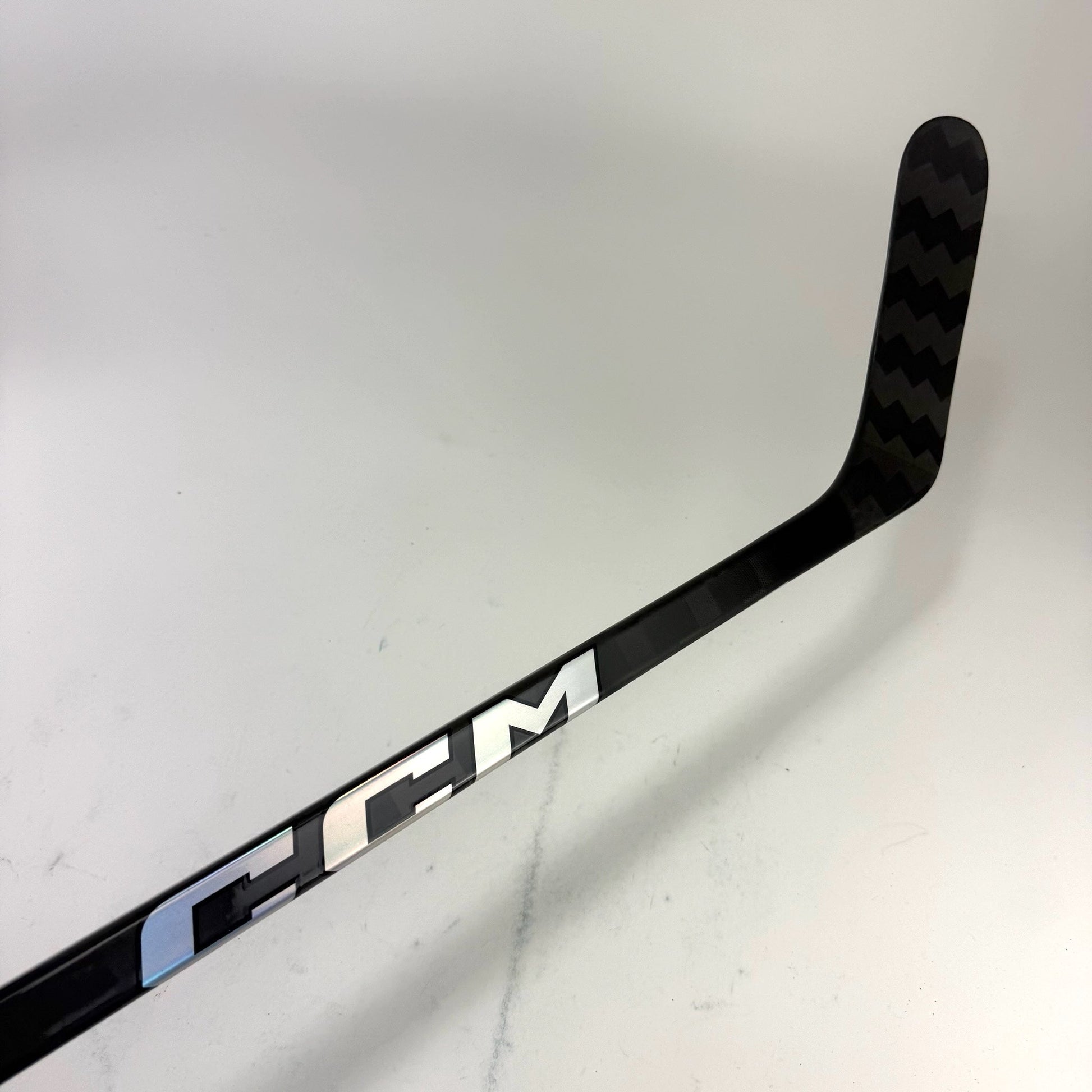 New Left Red CCM Jetspeed FT8 Pro | 80 Flex P28M Curve Grip | Ashcroft | J495 - Top Flight Hockey