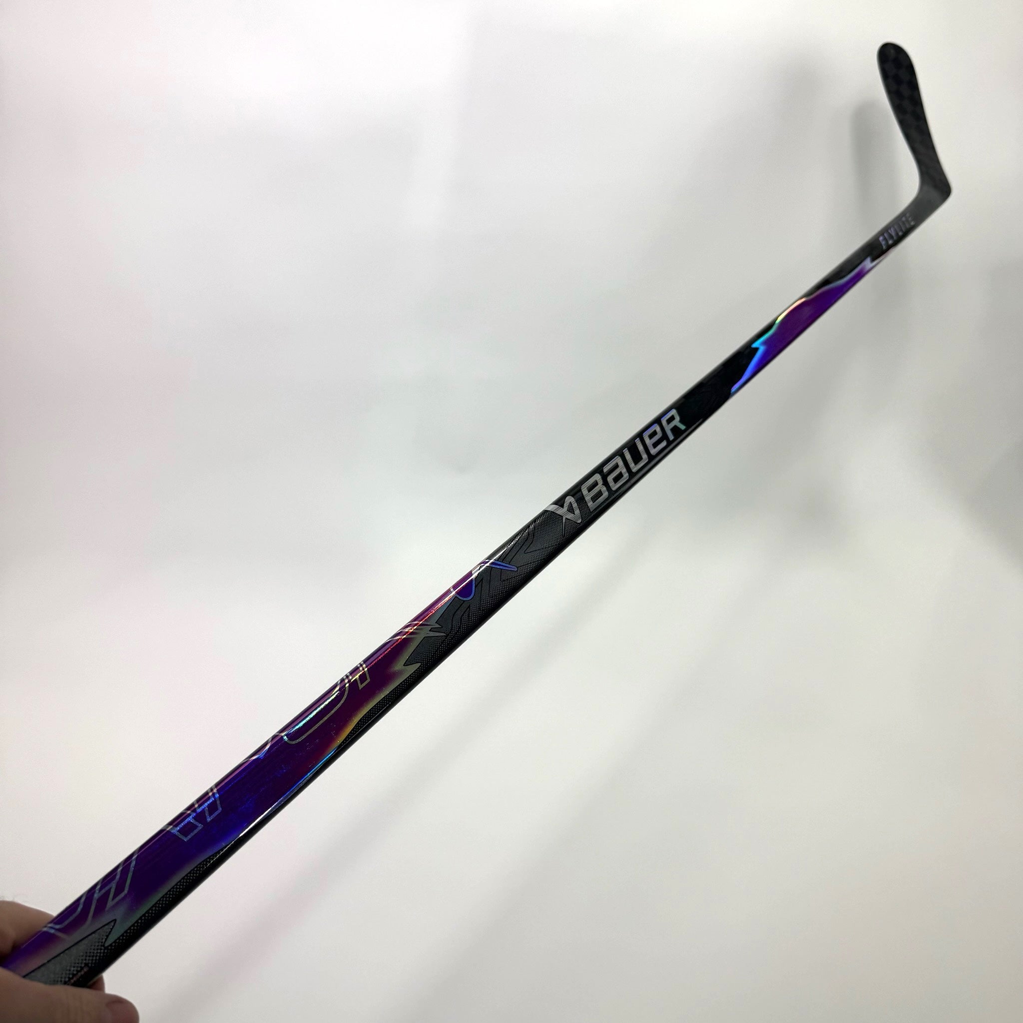 New Left Purple Bauer Flylite | 77 Flex P92 Curve Grip | BH426 - Top Flight Hockey