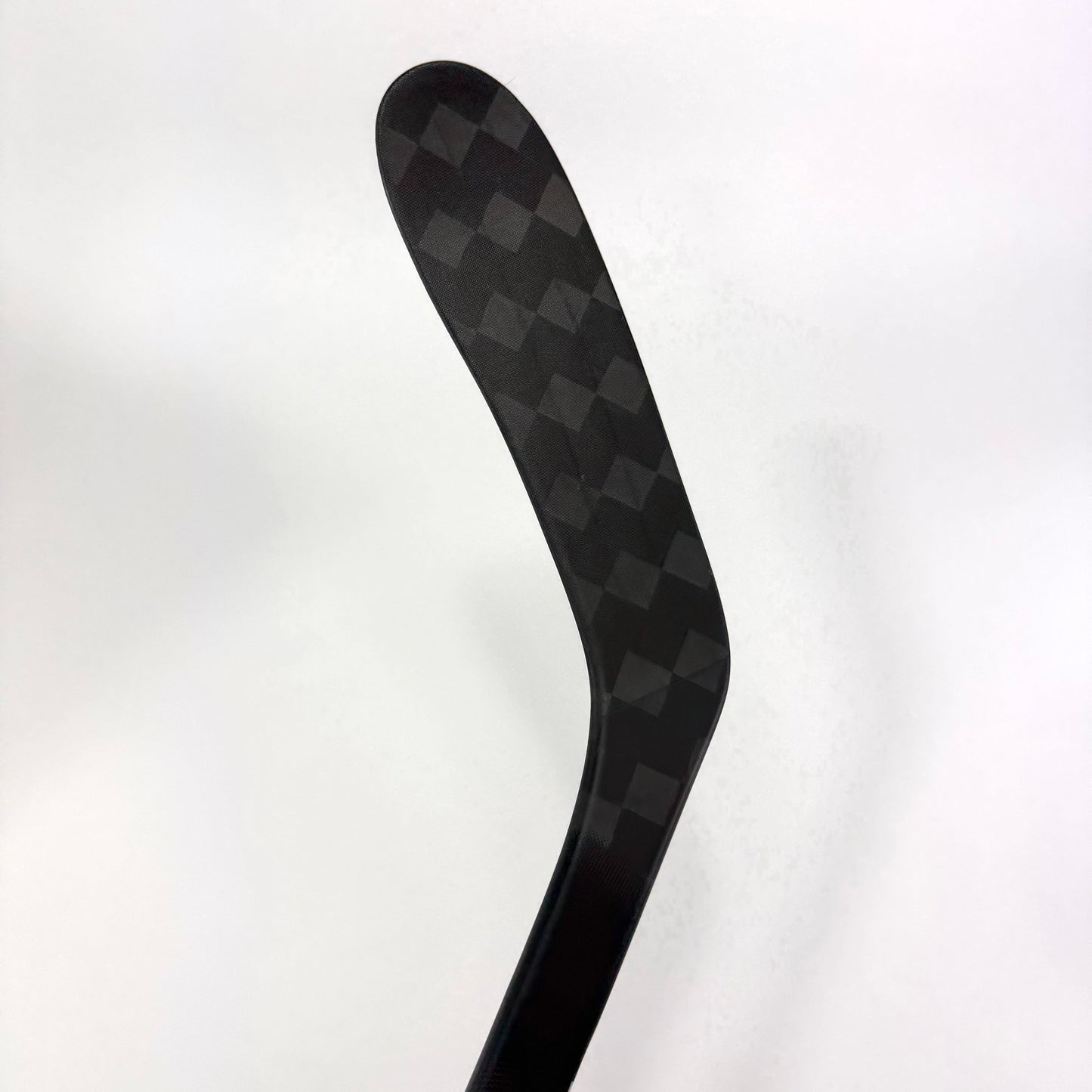New Left Black CCM Jetspeed FT8 Pro | 80 Flex P28 Curve Grip | #A447 - Top Flight Hockey