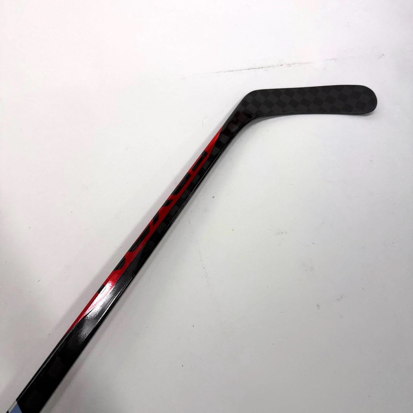 New Right Red Bauer Nexus Sync | 102 Flex P92 Curve Grip | Connor Murphy | BH121 - Top Flight Hockey