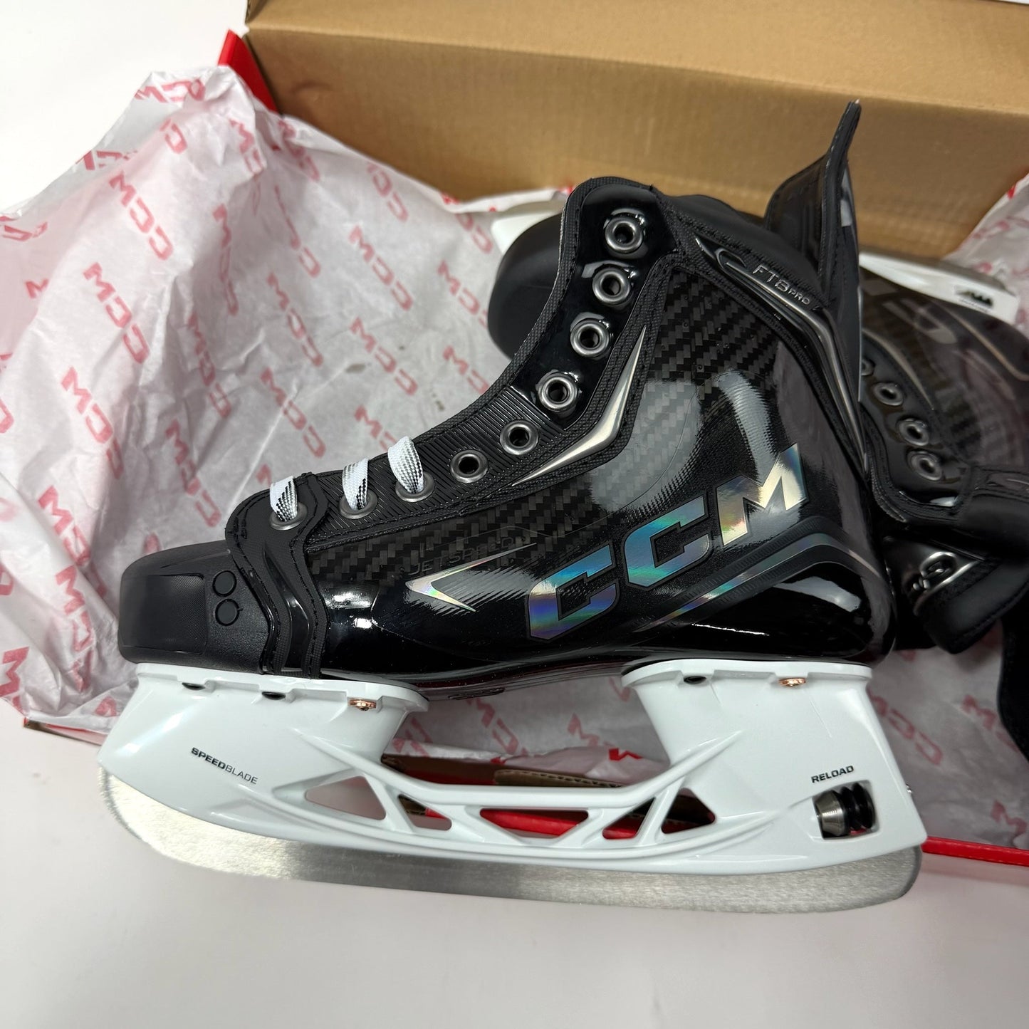 Brand New Total Custom CCM Jetspeed FT8 Pro Skates - Size 4 - Regular