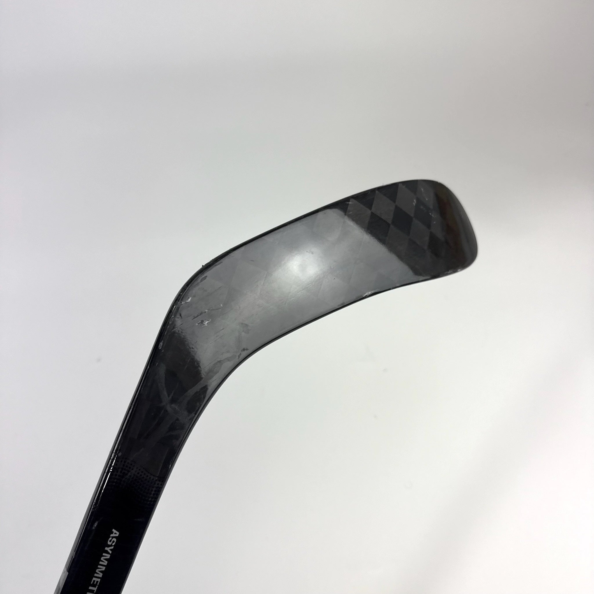 Used Left CCM Ribcor Trigger 8 Pro | 85 Flex P28 Curve Grip | F357 - Top Flight Hockey