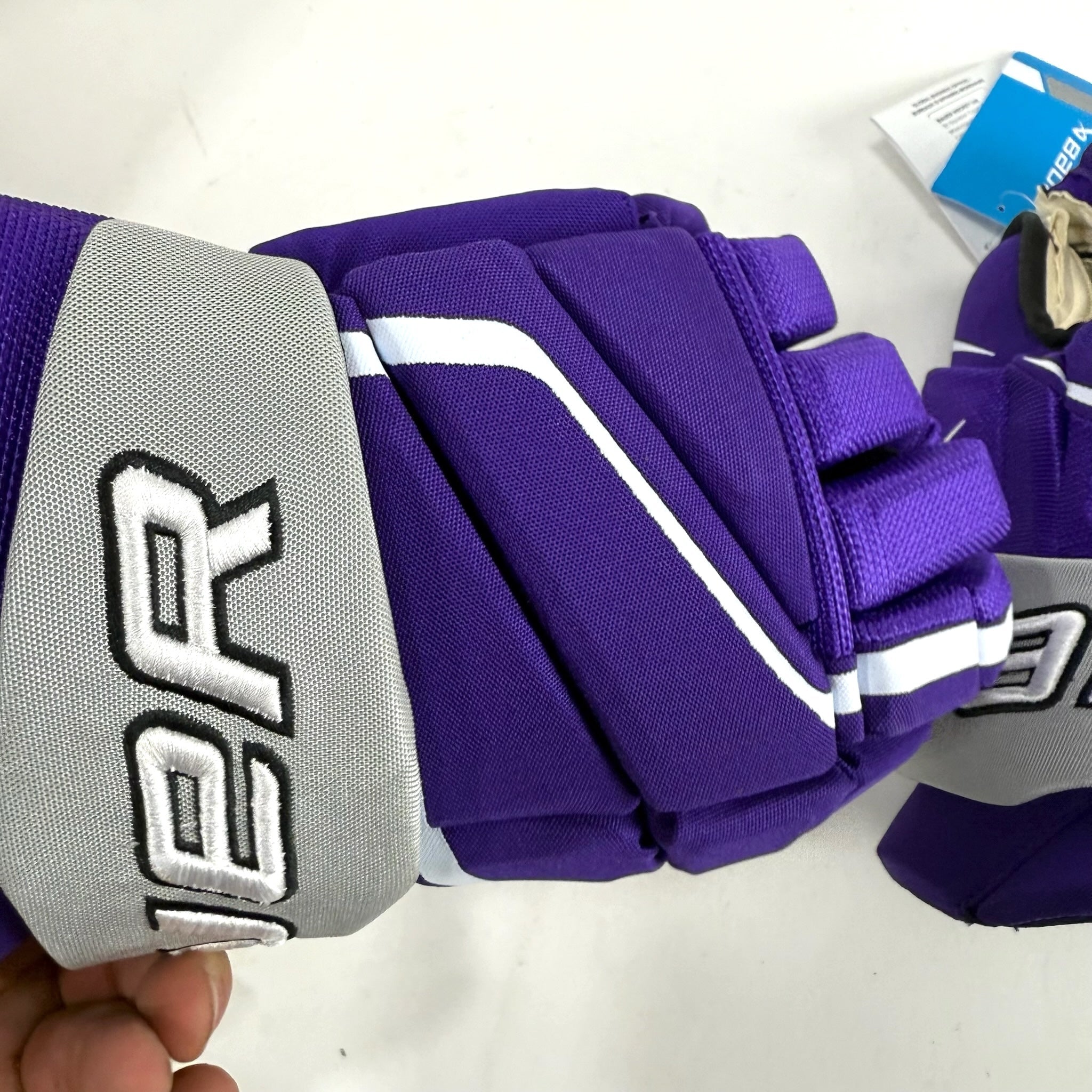 Brand New Purple Bauer Vapor Pro Stock Hockey Gloves - 15"