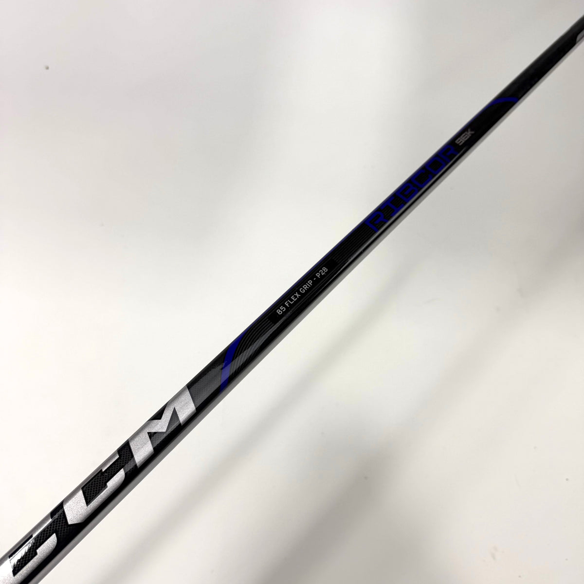 New Right CCM Ribcor 96K | 85 Flex P28 Curve Grip | AB337 - Top Flight Hockey