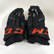 Brand New HGQL CCM Gloves Pliladelphia Flyers 15"