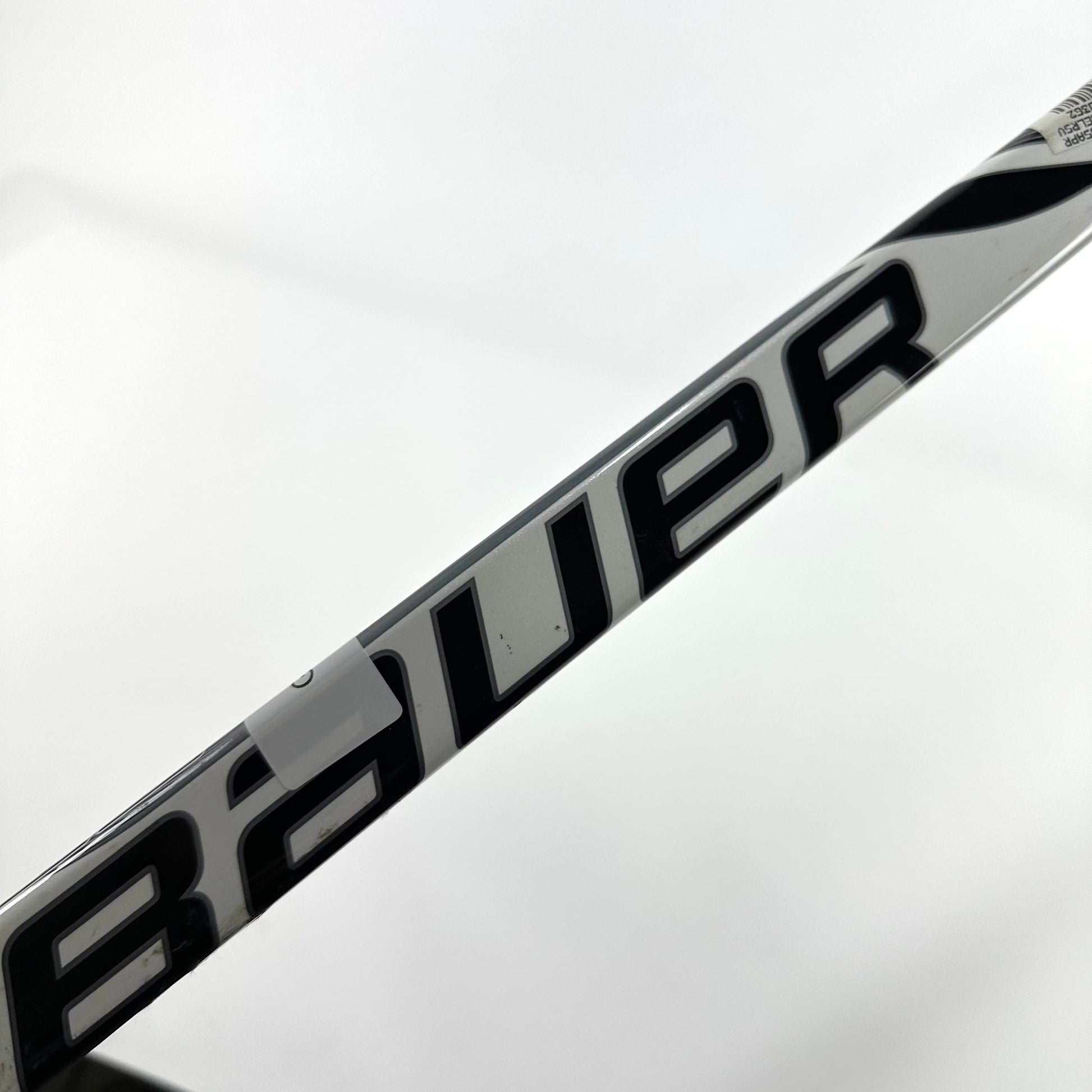 Used Regular Bauer Reactor 5000 Stick | 28.5" Paddle | P30 Curve Grip | G74 - Top Flight Hockey