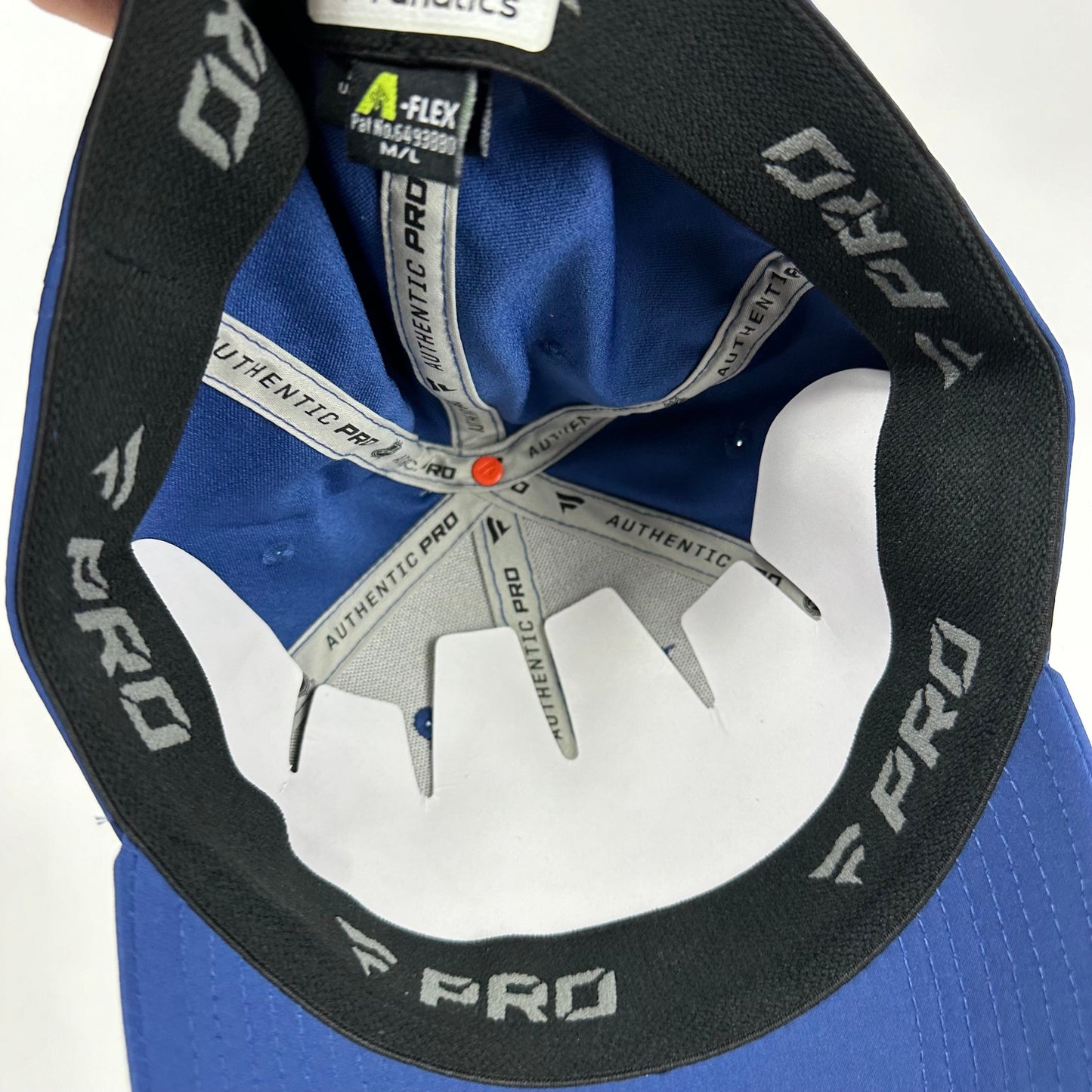 Brand New Blue Tampa Bay Lightning Fanatics Medium/Large Fitted Hat