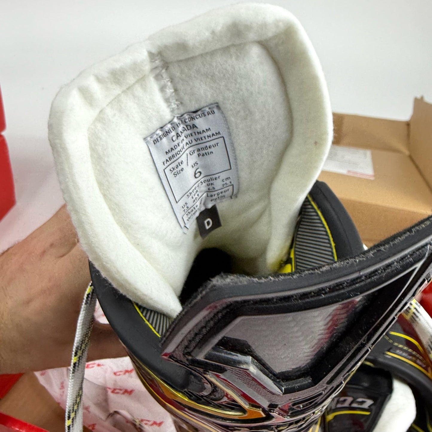 New CCM Tacks AS3 Pro Skates | Intermediate 6D | CCM442