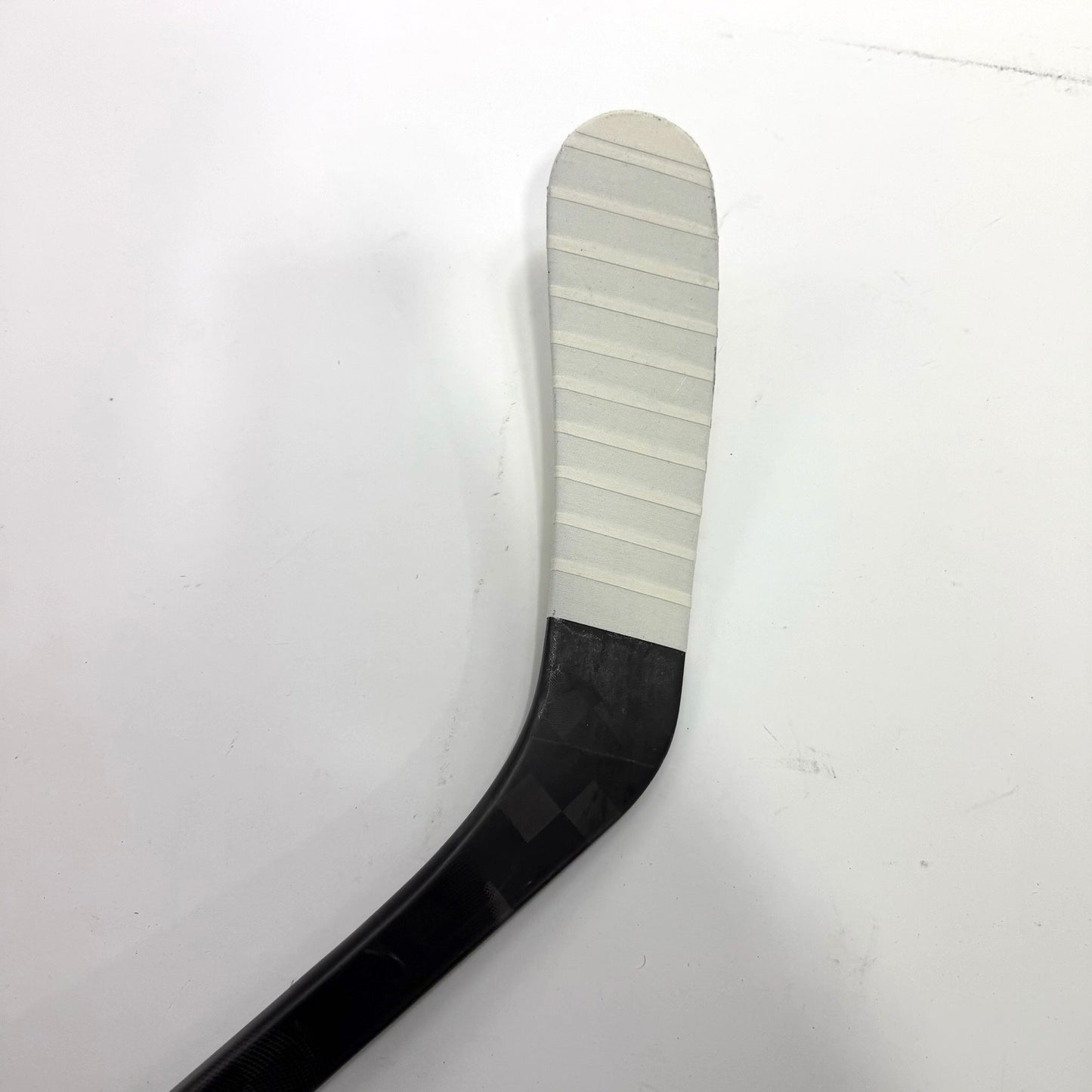 Used Left Black CCM Jetspeed FT8 Pro | 90 Flex P92 Curve Grip | Jason Dickinson | BH124
