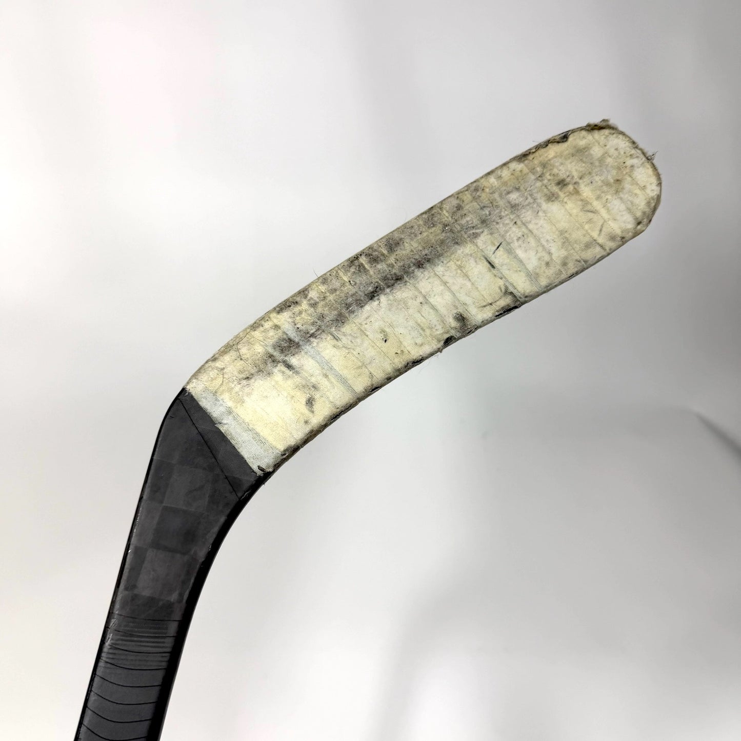 Used Right CCM Ribcor Trigger 6 Pro | 70 Flex P88 Curve Grip | A192