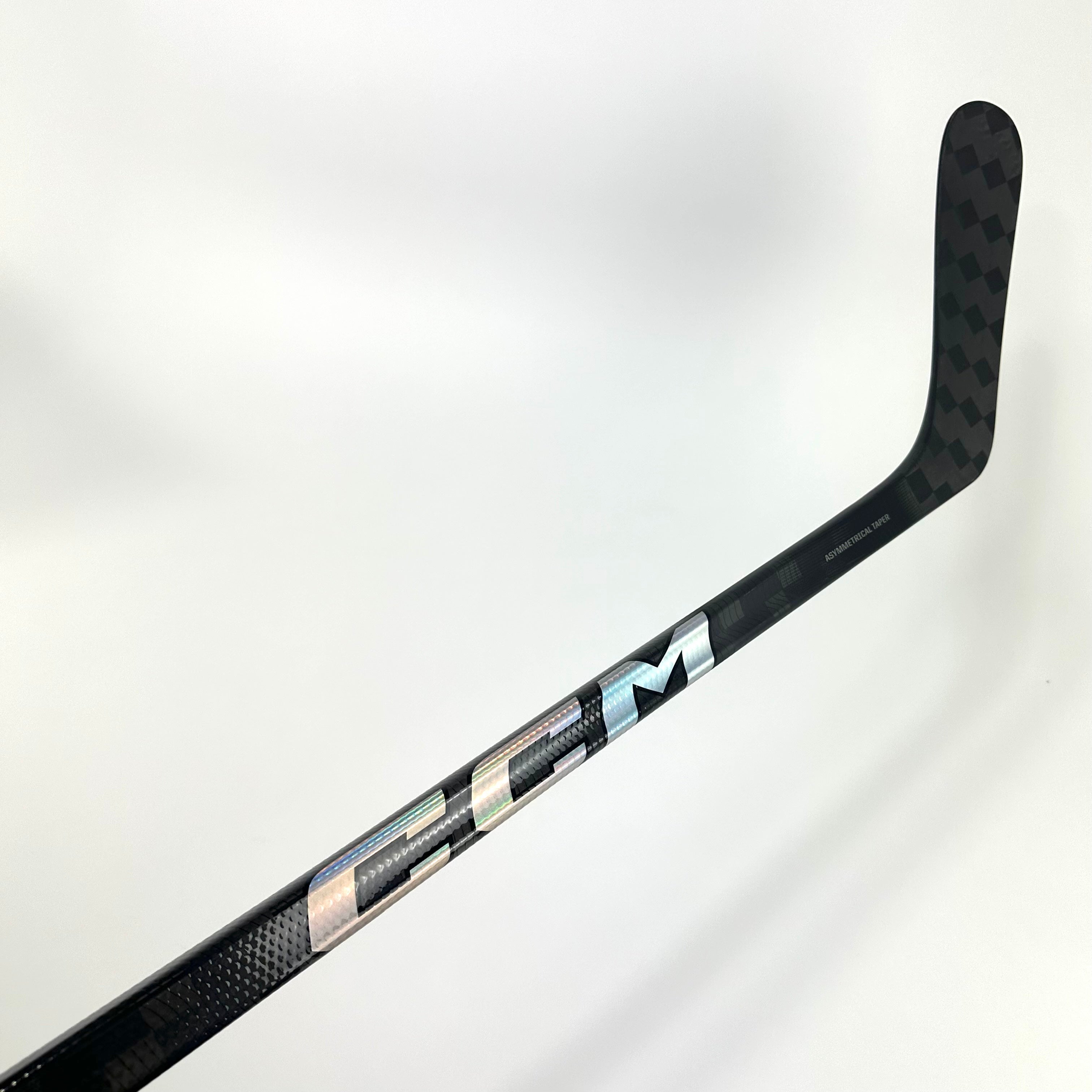 New Left CCM Ribcor Trigger 8 Pro | 85 Flex P90 Curve Grip | Sillinger | L155