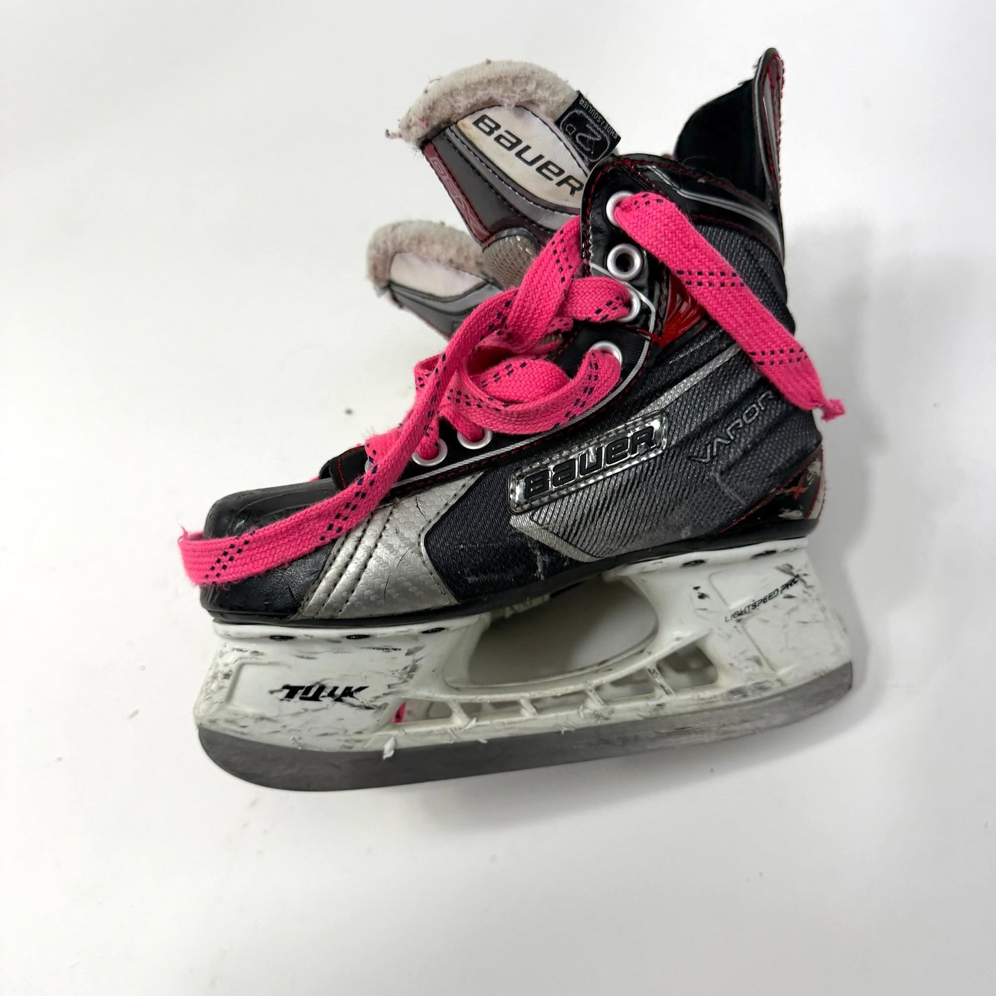 Used Bauer Vapor X50 Skates | Size 2 D | J130