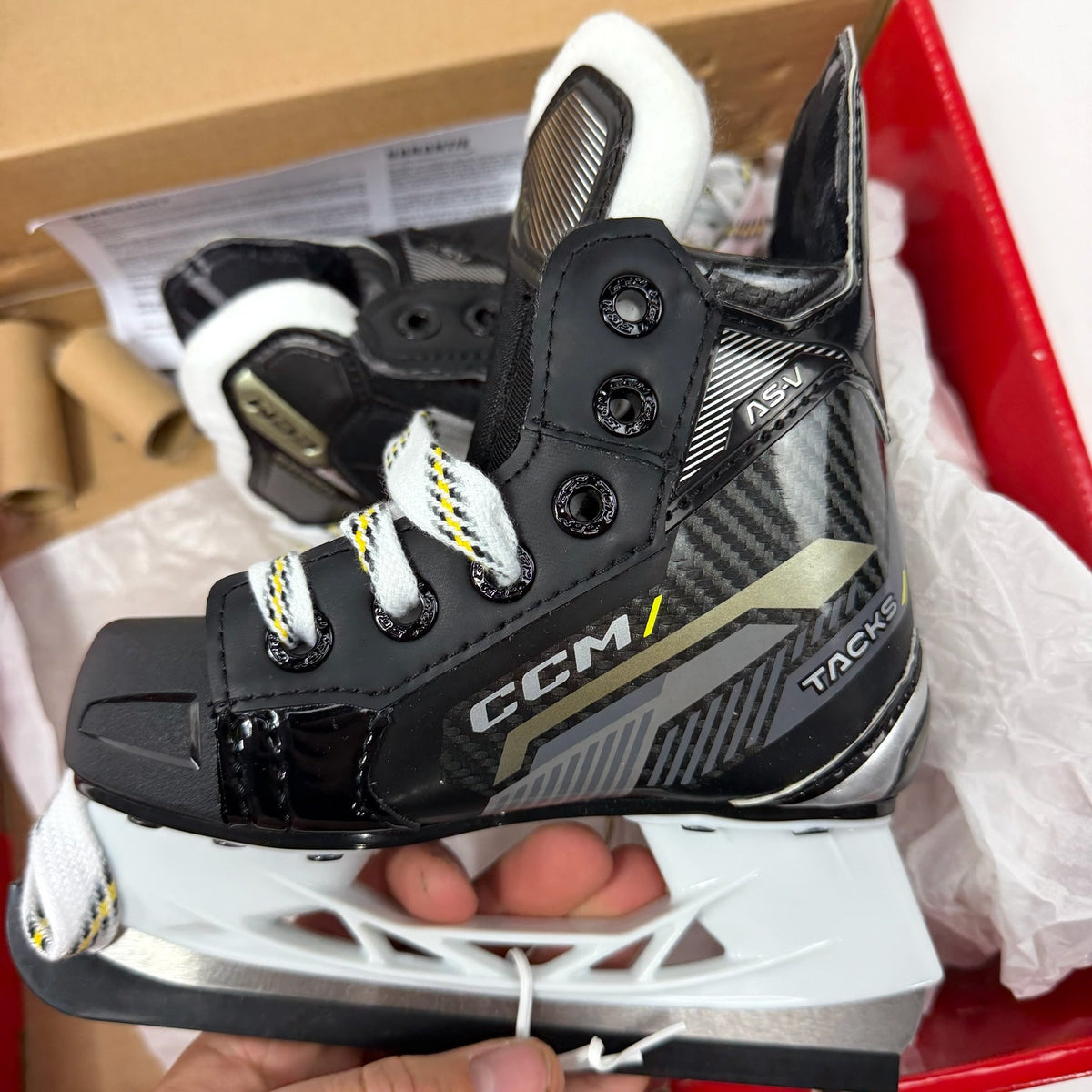 New CCM Super Tacks AS-V Skates | Size Youth 8 Regular - #AB118 - Top Flight Hockey