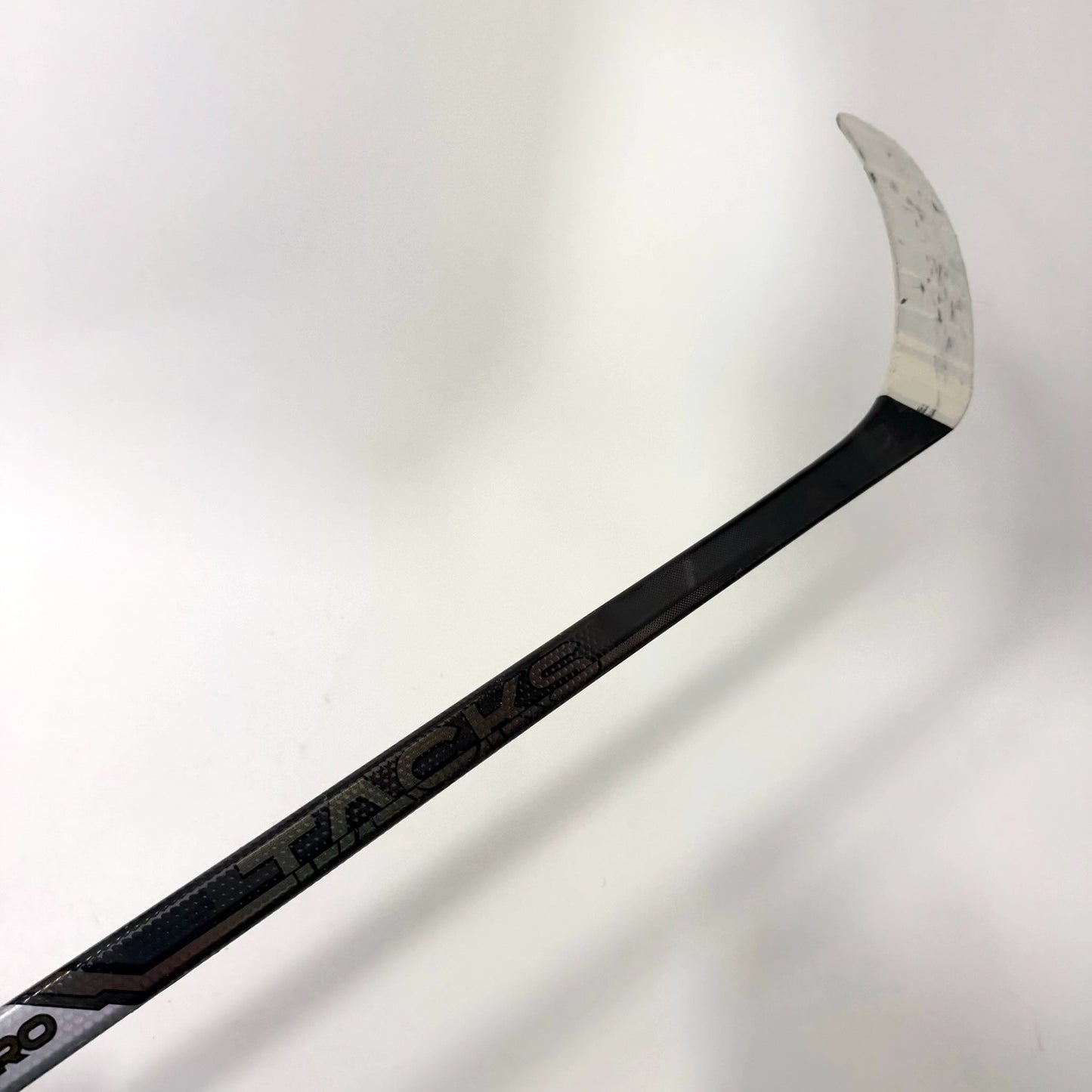 Used Right CCM Tacks XF Pro | 75 Flex P92 Curve Grip | AB997
