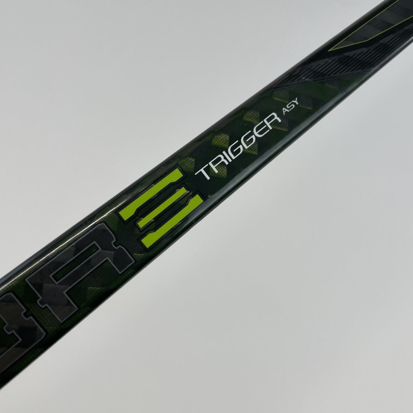 Used Left Handed CCM Trigger ASY | 100 Flex | P92M Curve |  Grip | LA60 - Top Flight Hockey