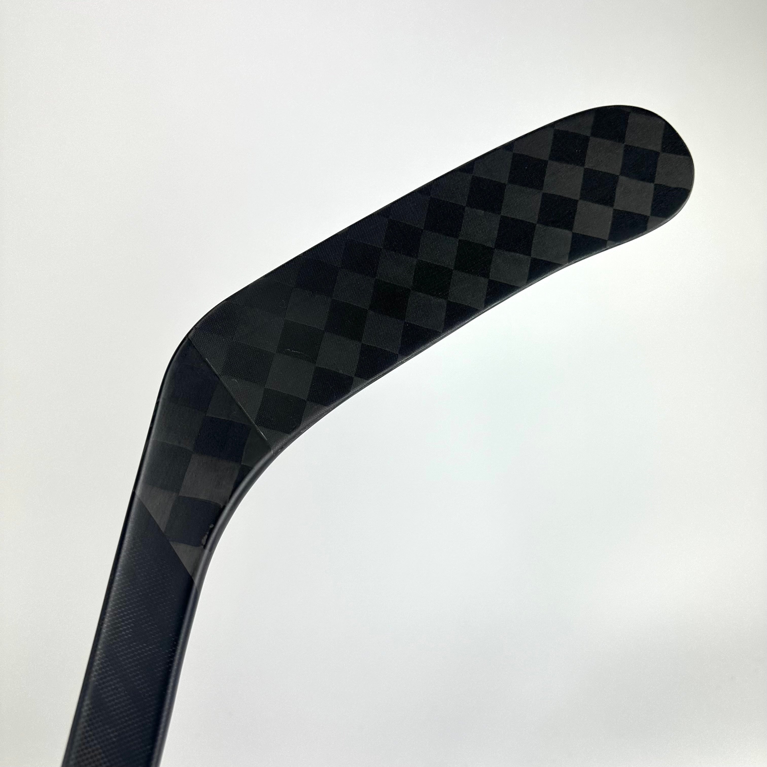 New Right CCM Tacks AS6 Pro | P90M Curve 90 Flex Grip | H324