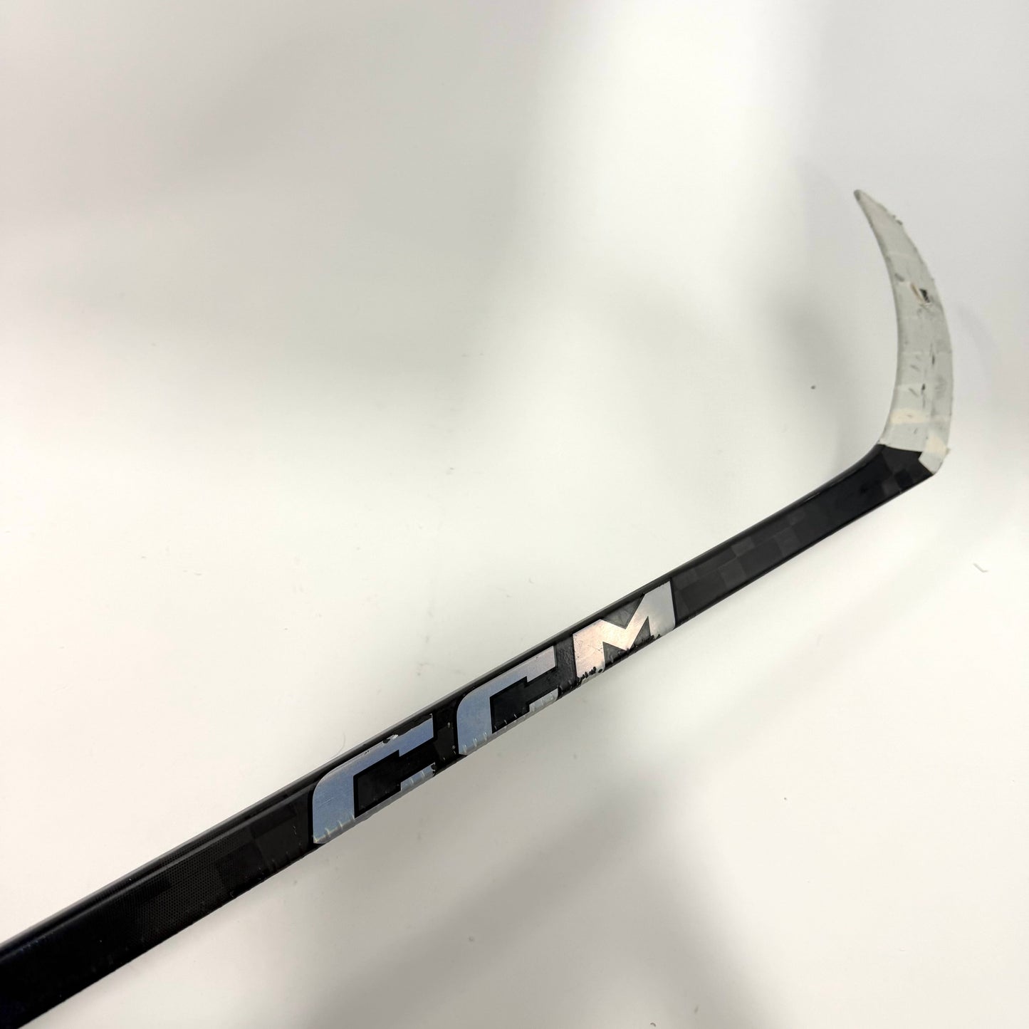 Used Right Blue CCM Jetspeed FT8 Pro | 85 Flex P92 Curve Grip | AB952