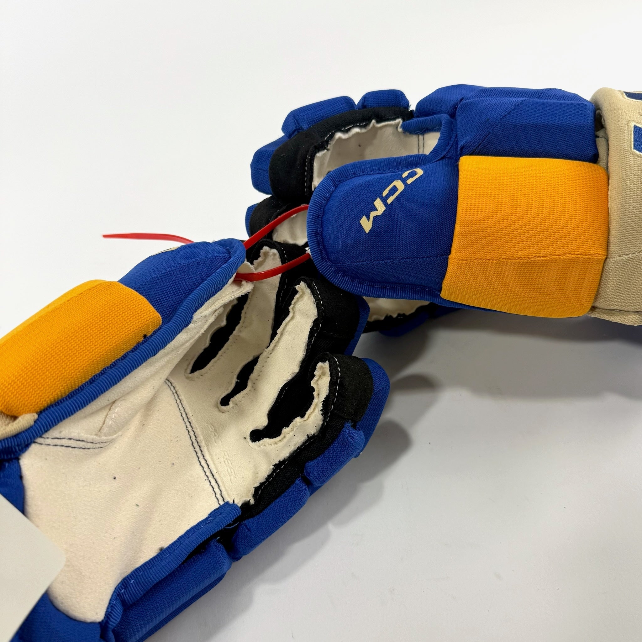 New STL Blues Heritage CCM Jetspeed Pro Gloves | 14" | Kessel | D137 - Top Flight Hockey