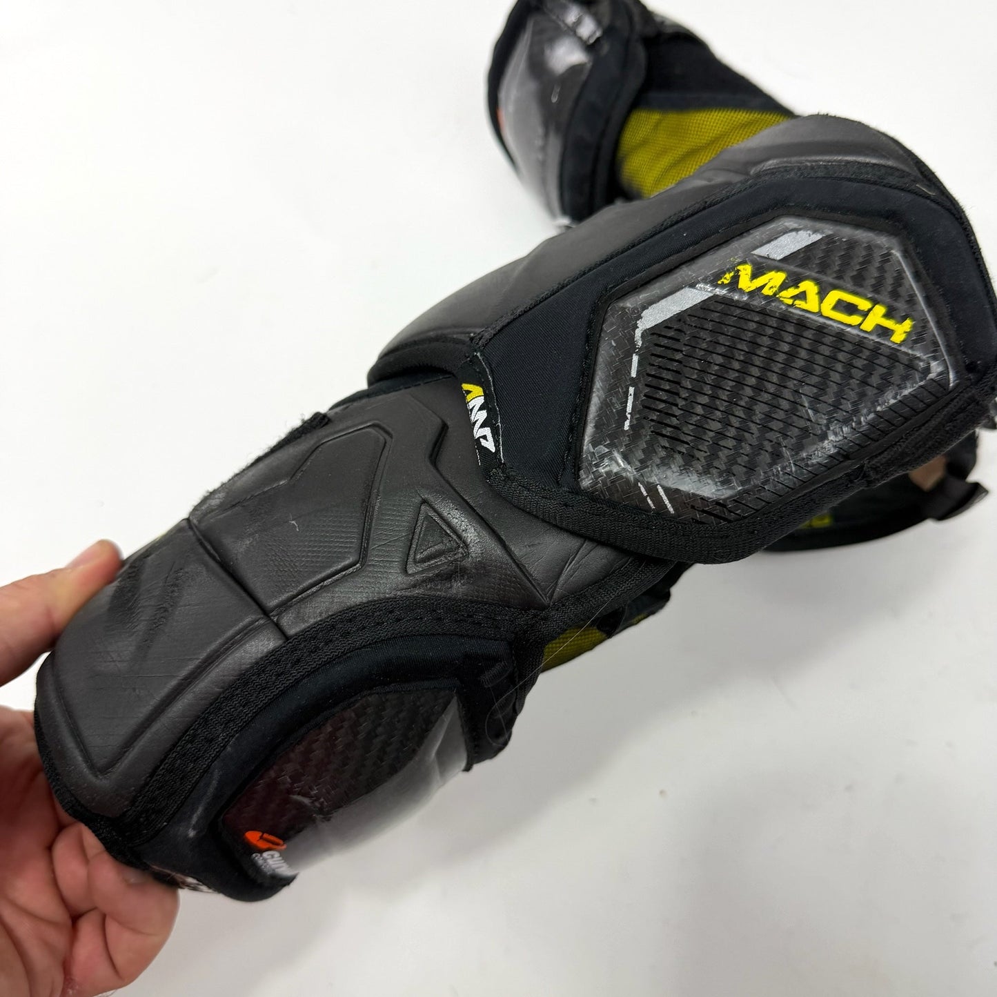 Used Bauer Supreme Mach Elbow Pads | Senior Medium | AB538