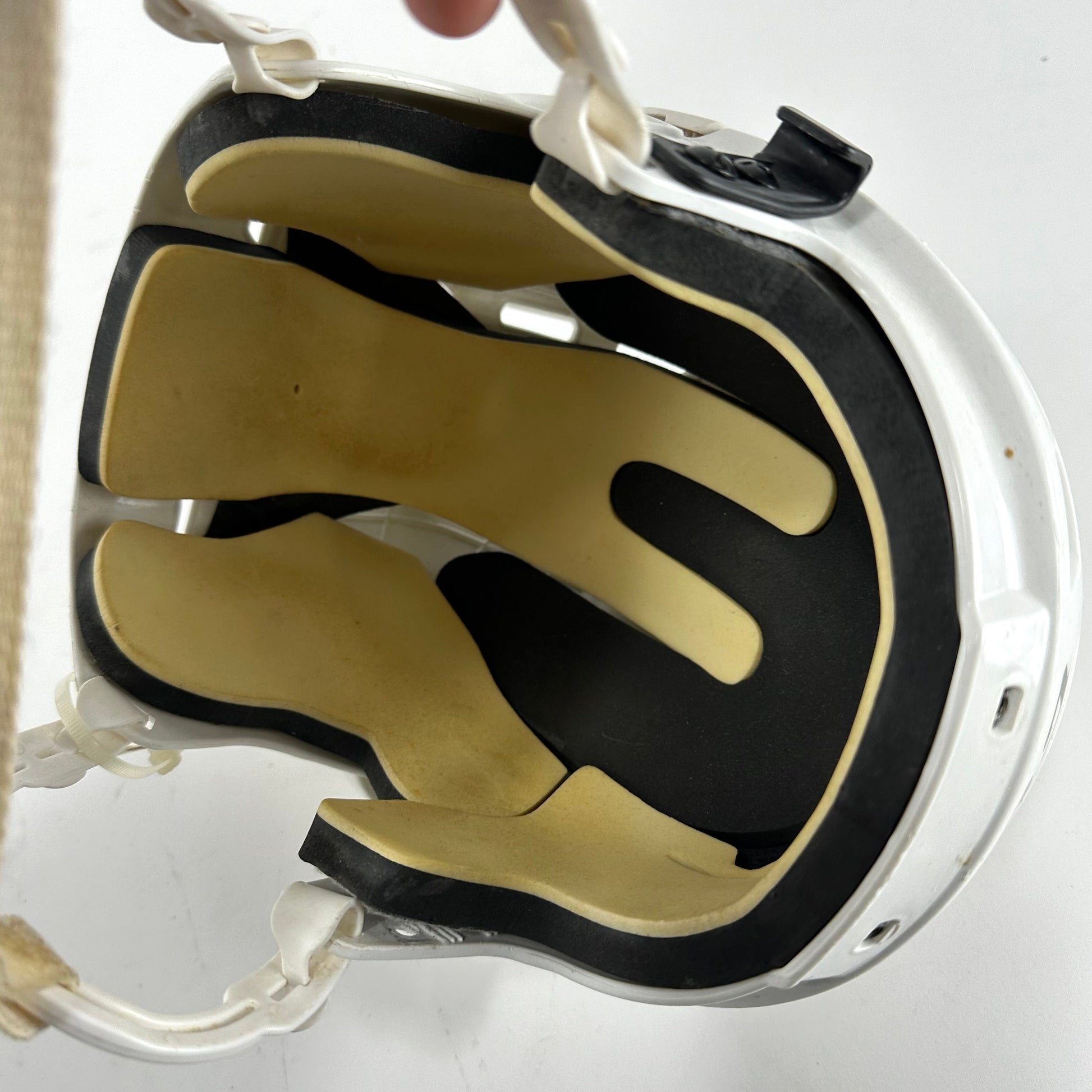 Used White CCM V08 Helmet | Senior Small | M466 - Top Flight Hockey