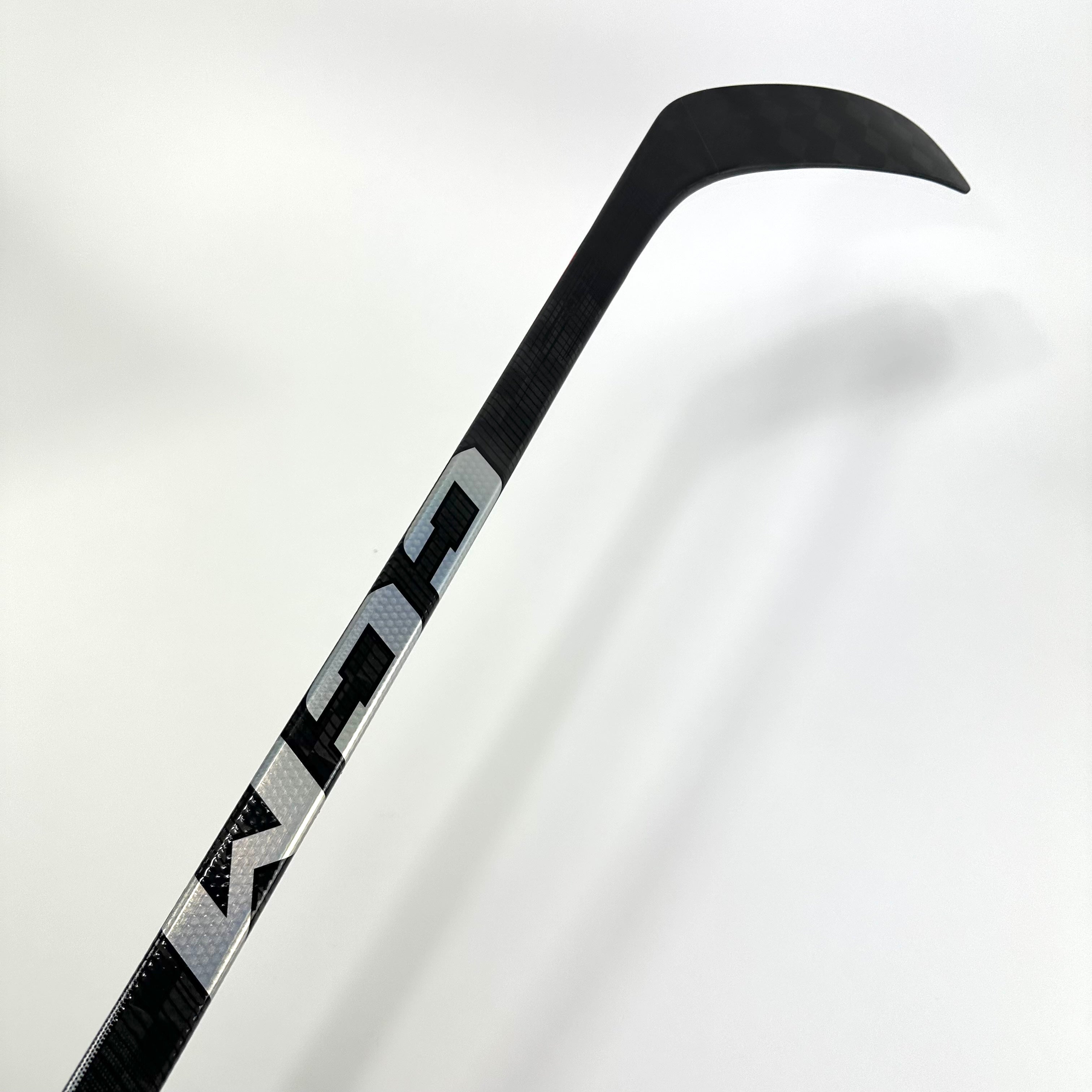 New Left Chrome CCM Jetspeed FT6 Pro | 75 Flex P14M Custom Grip | Raivis-Ansons | L86