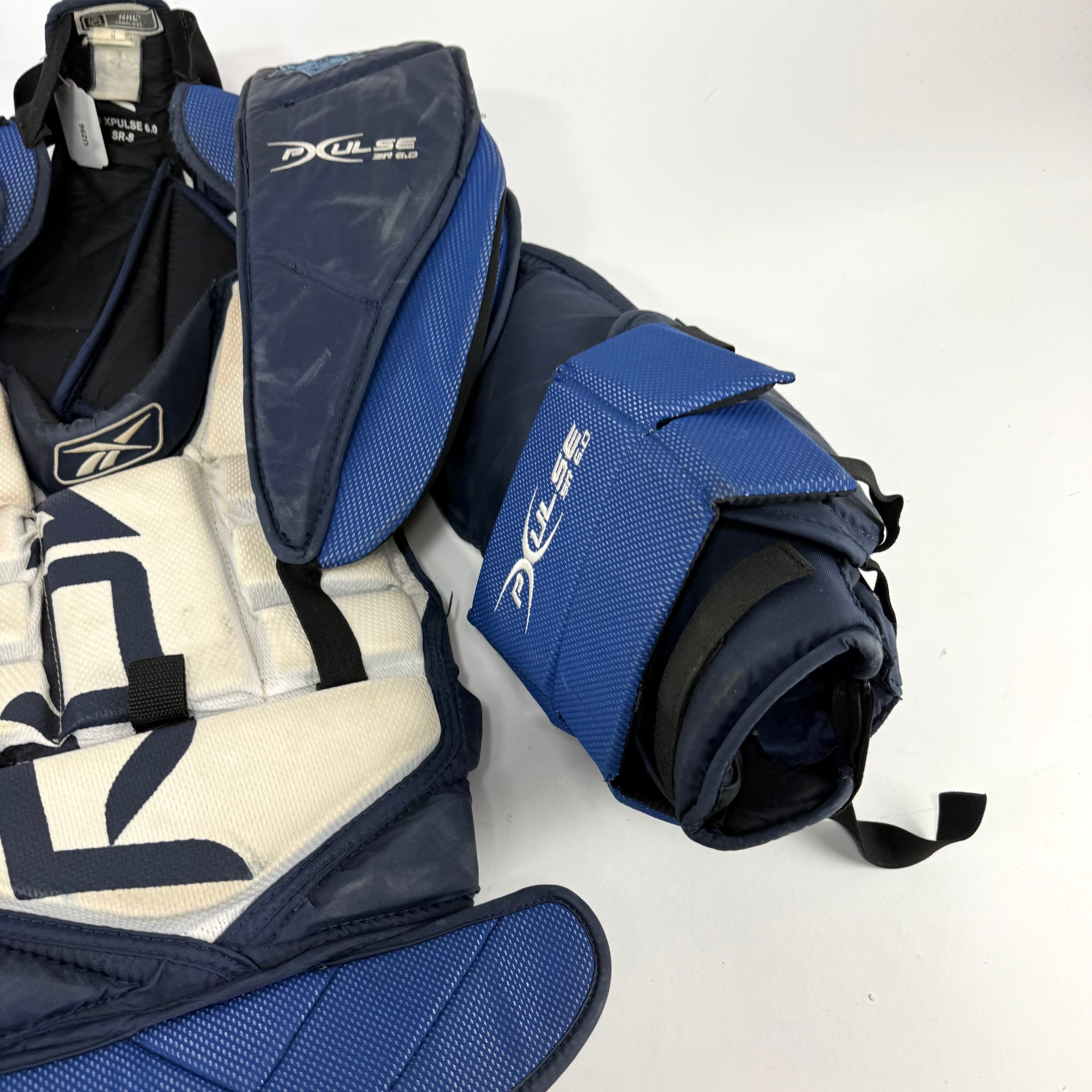 Used Reebok Pulse Chest Protector | SR Small | U296 - Top Flight Hockey