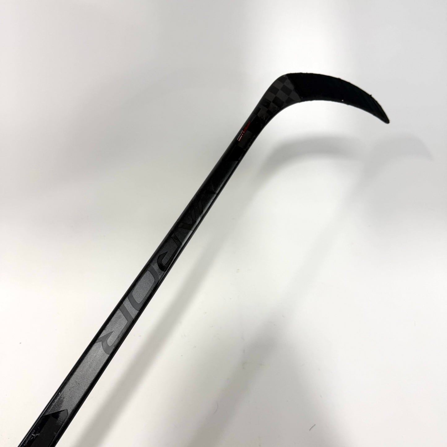 Used Left Red Bauer Vapor Hyperlite | 77 Flex P92 Curve Grip | AB937