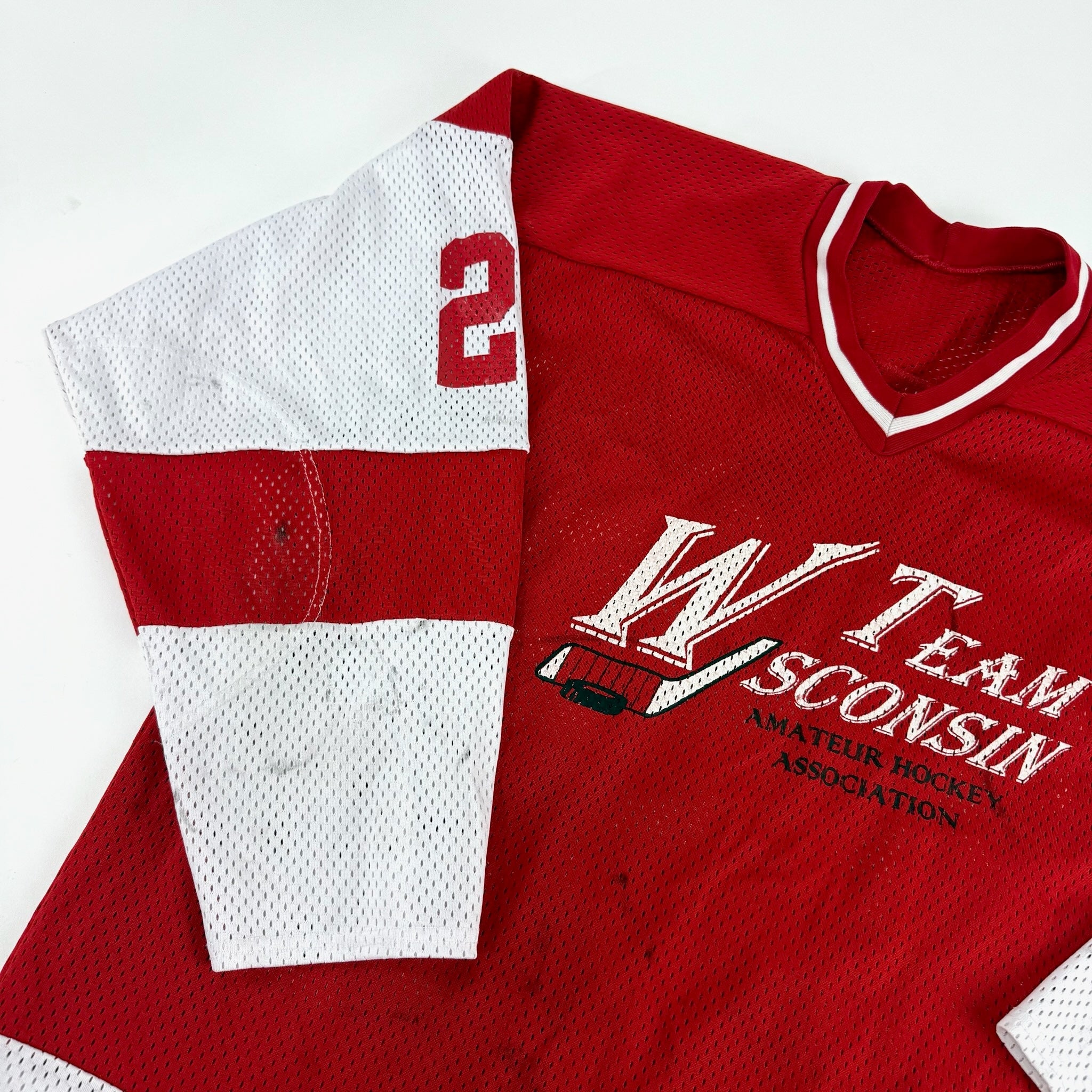 Used Red Mesh Practice Jersey | Team Wisconsin | Senior Large | B572 - Top Flight Hockey
