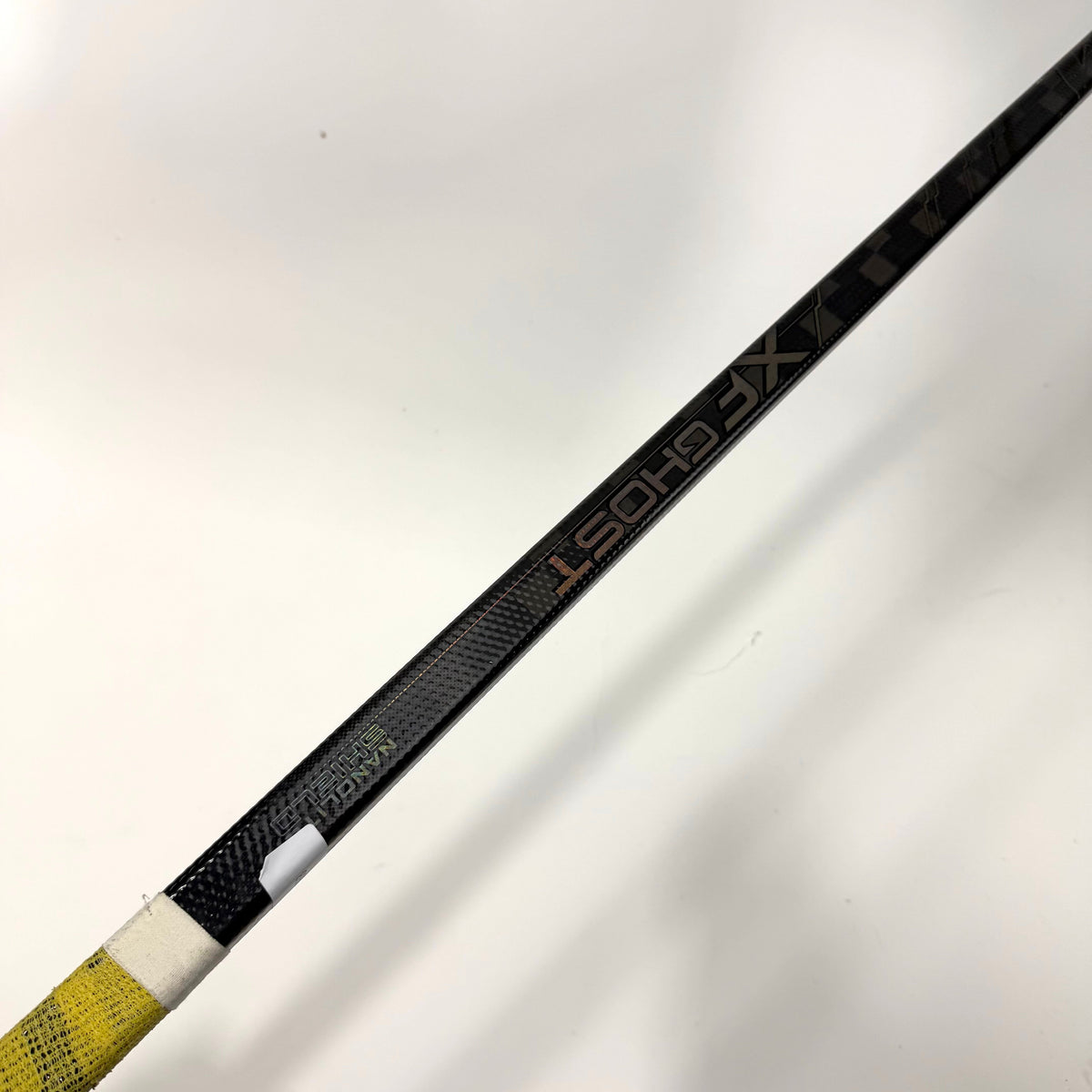 Used Right CCM Tacks XF Ghost | 75 Flex P28 Curve Grip | AB188 - Top Flight Hockey