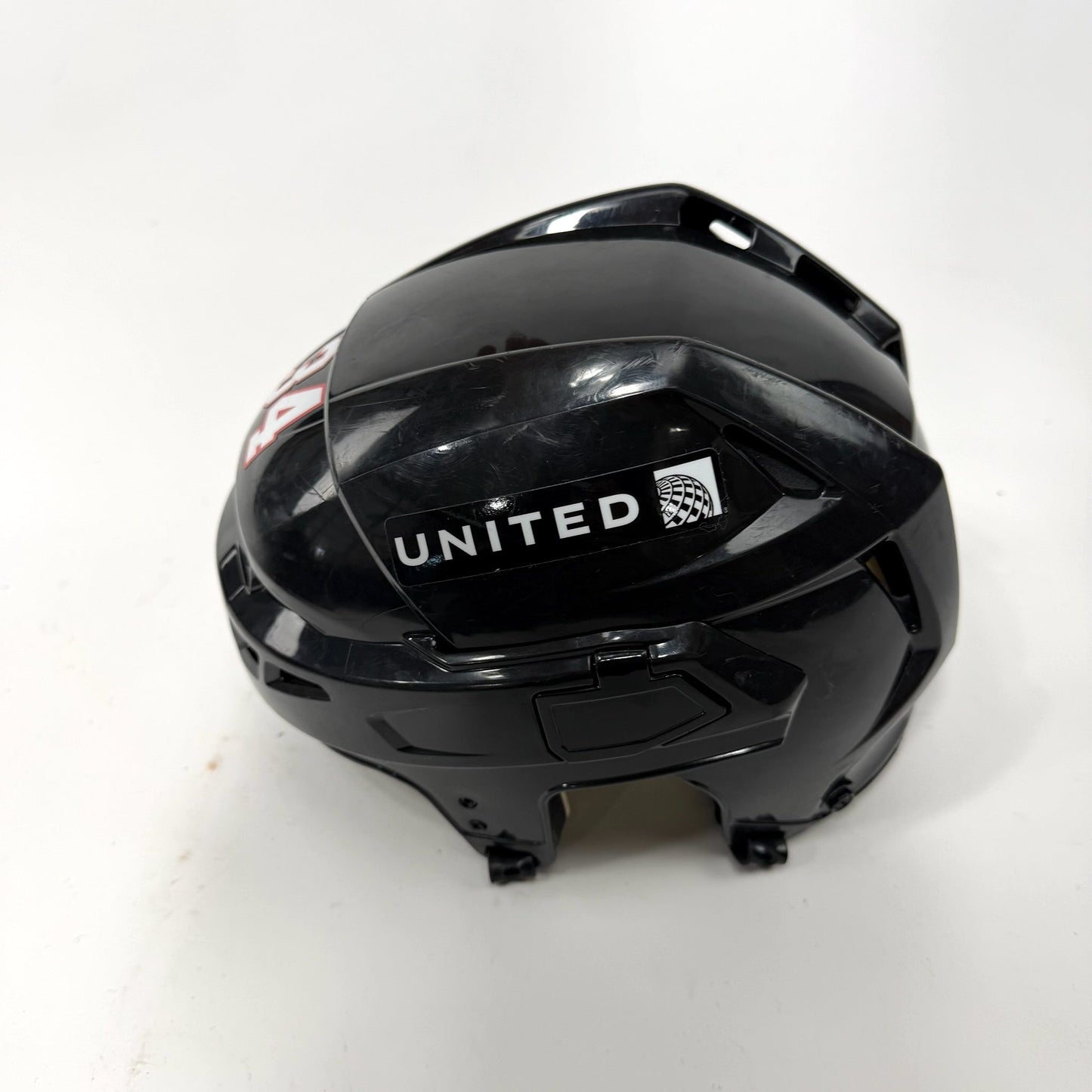 Used Black Chicago Blackhawks CCM V08 Helmet | Senior Medium | L292