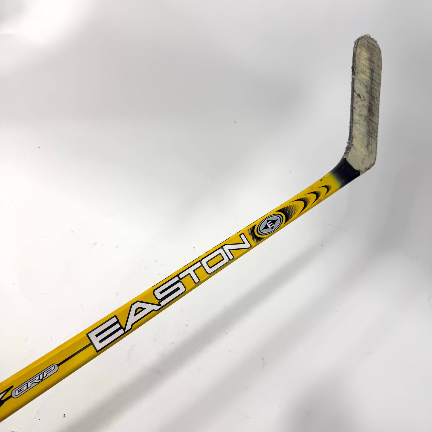 Used Left Bauer Easton Synergy | 70 Flex PM9 Curve Grip | R193