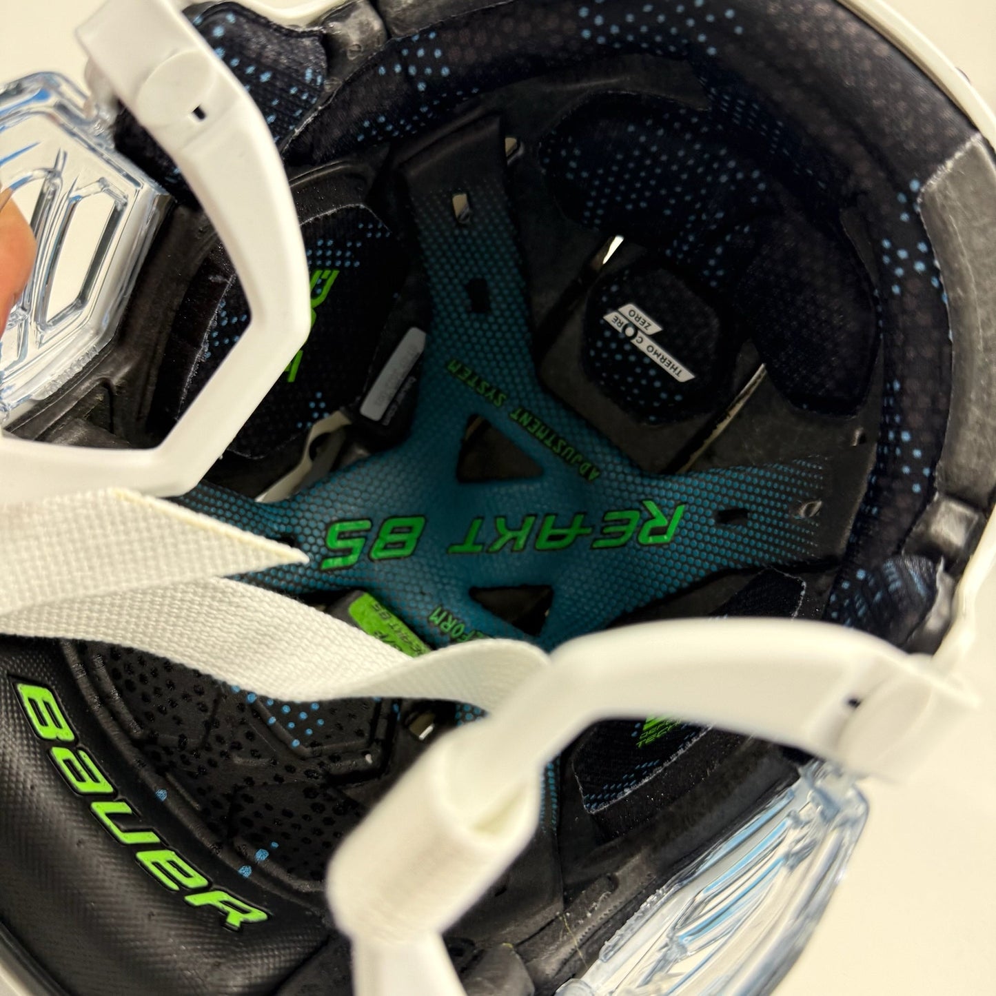 New White Bauer Re-Akt 85 Helmet | Senior Small | St. Louis Blues