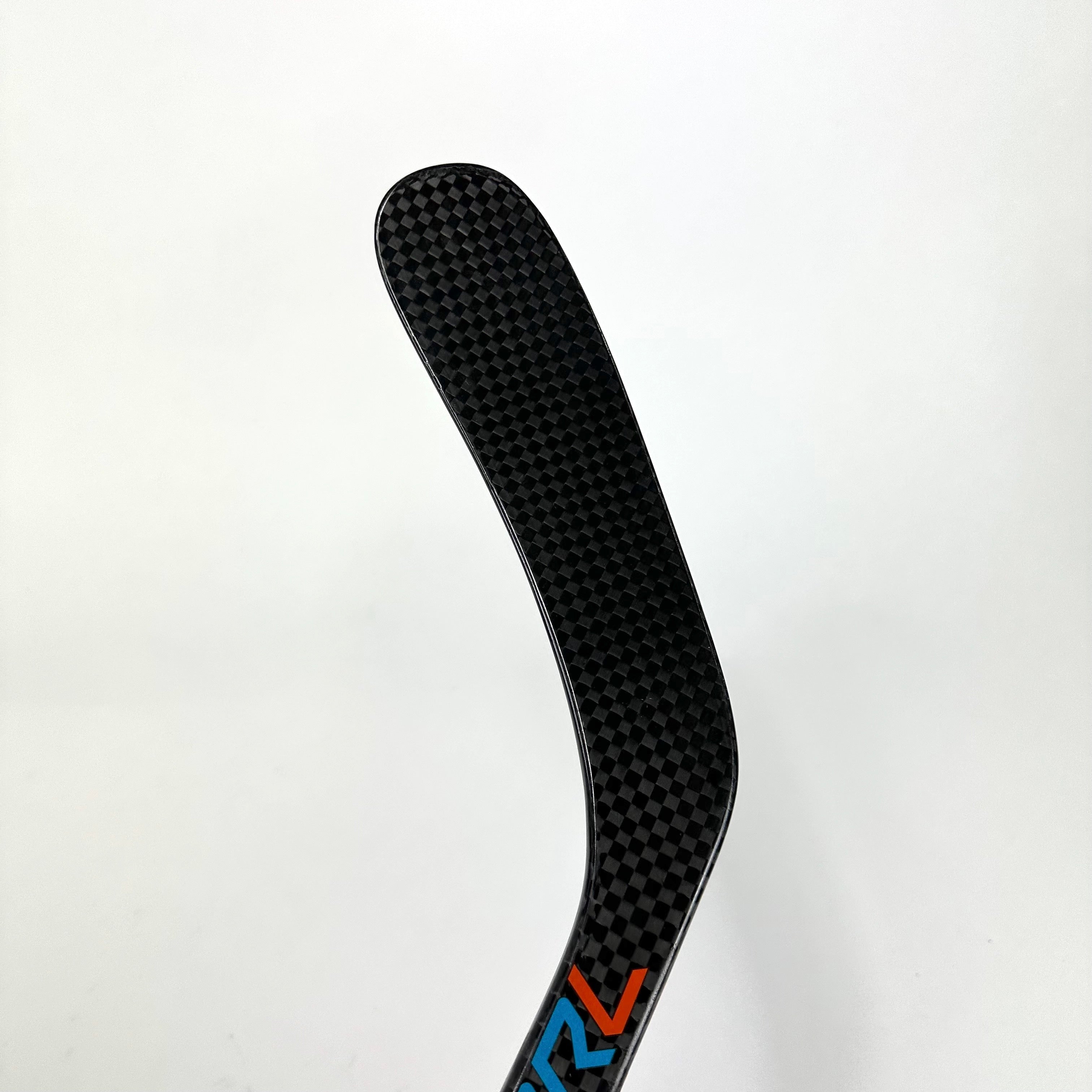 New Left Warrior Covert QRL | 85 Flex P92 Curve | Kucherov | TBL431