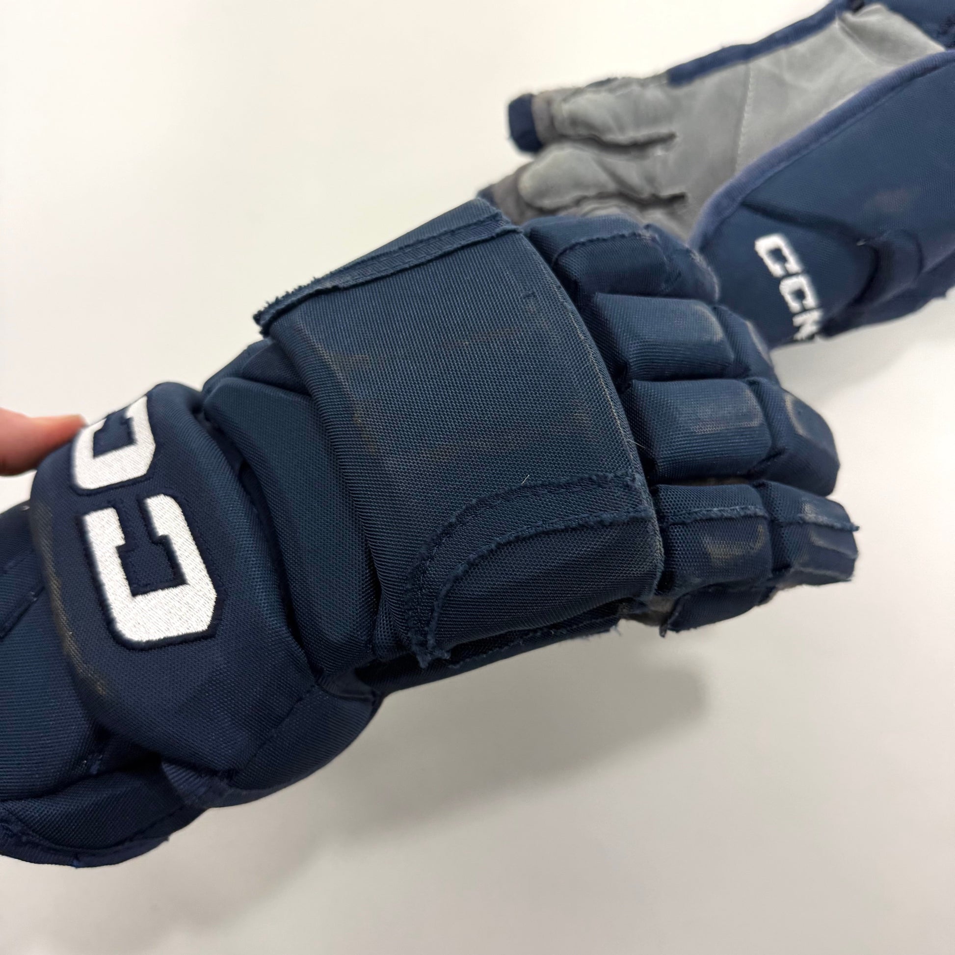 Used Navy CCM HG12 Gloves | 14" | #A57 - Top Flight Hockey