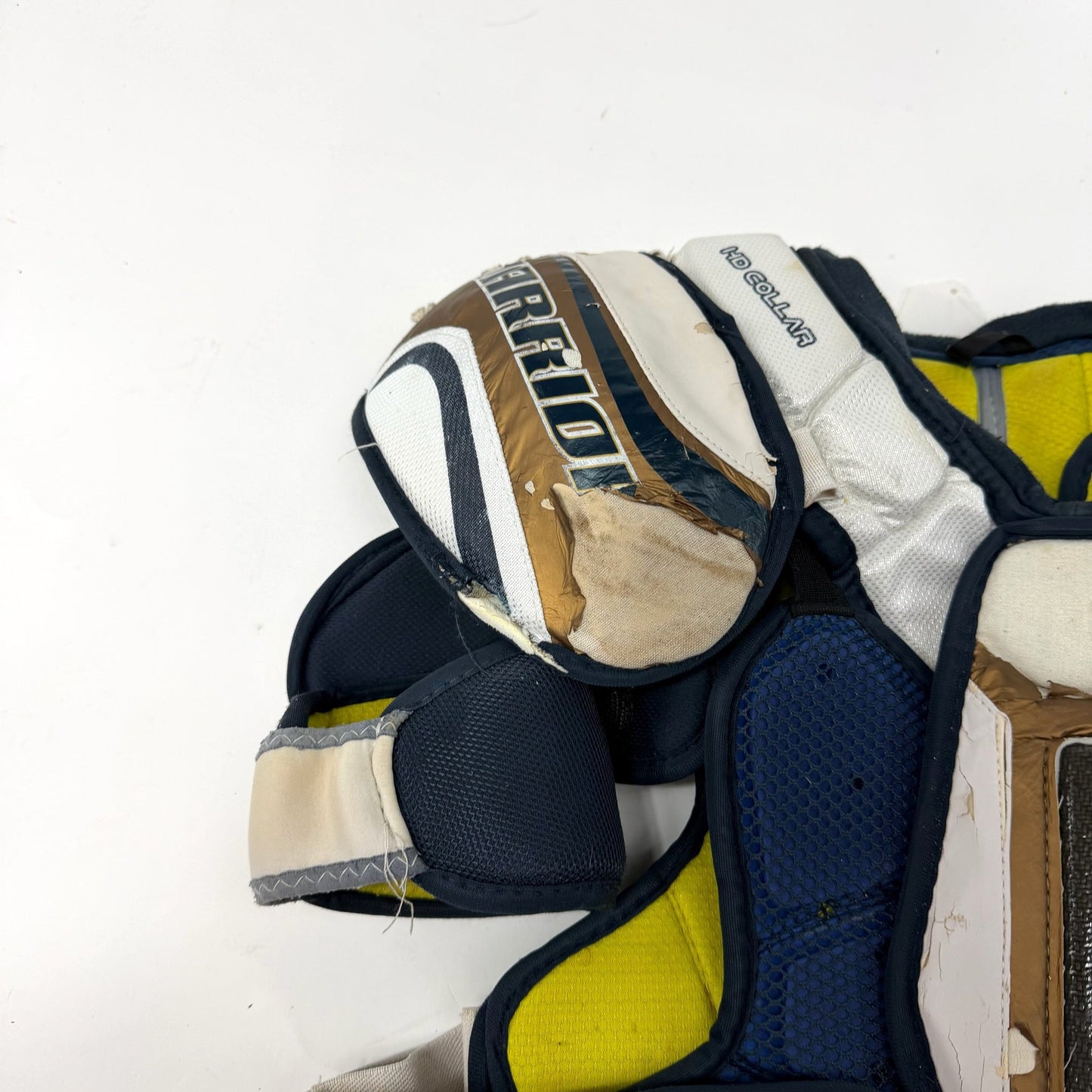 Used Warrior Shoulder Pads | Sr. Small? | AB494