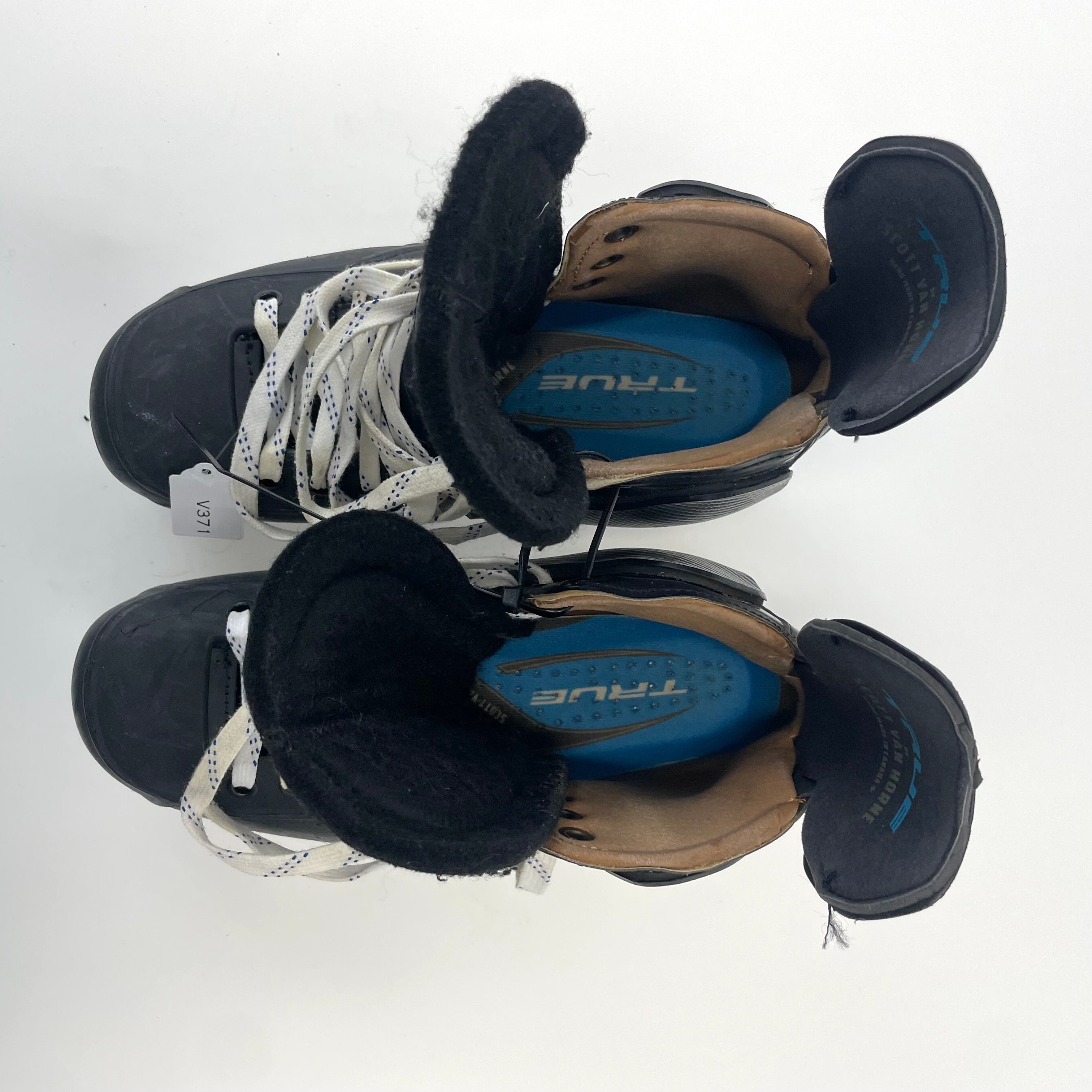 Used Custom True Skates | Size 10? | V371