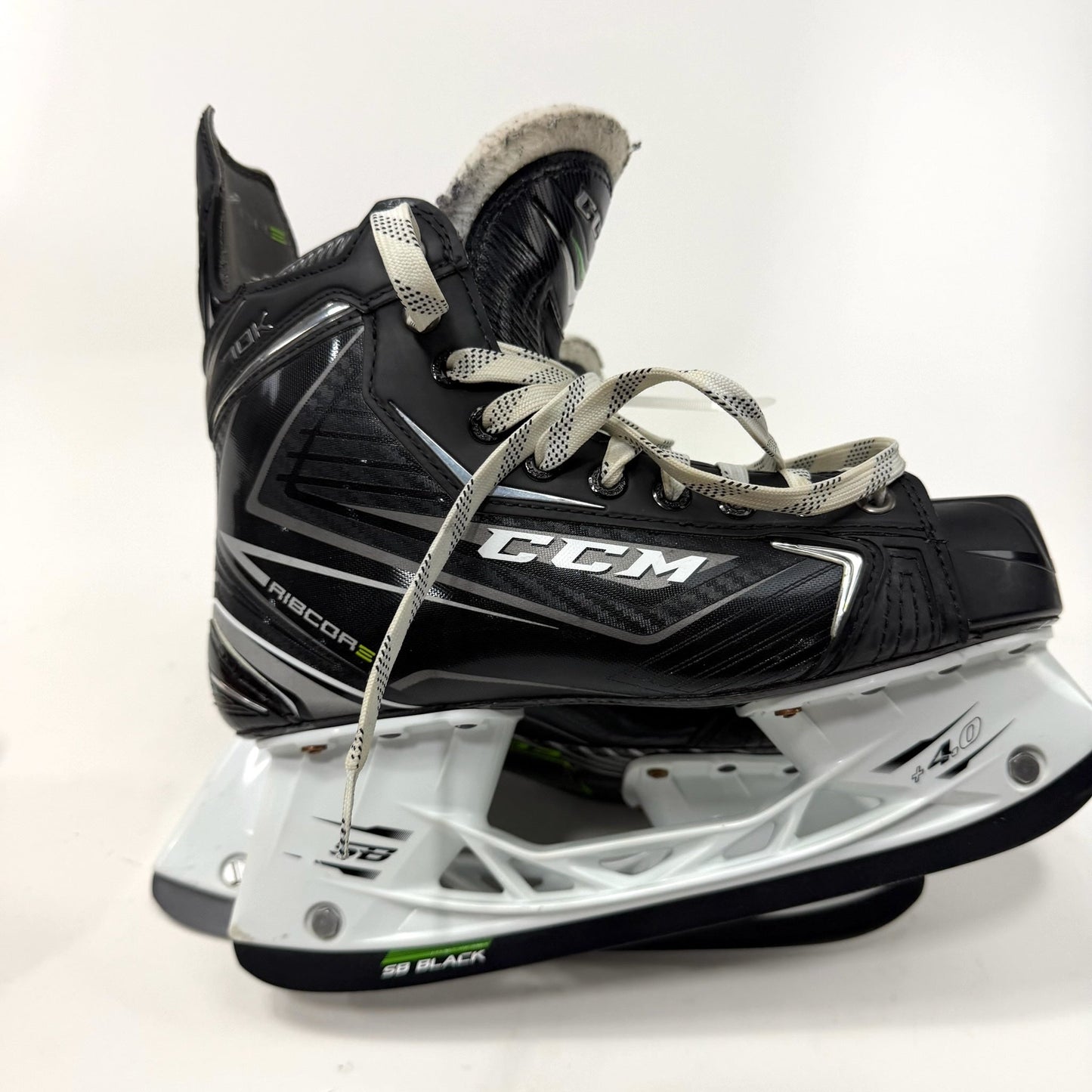 Used CCM Ribcor 70K Skates | Size 7.5 D | AB881